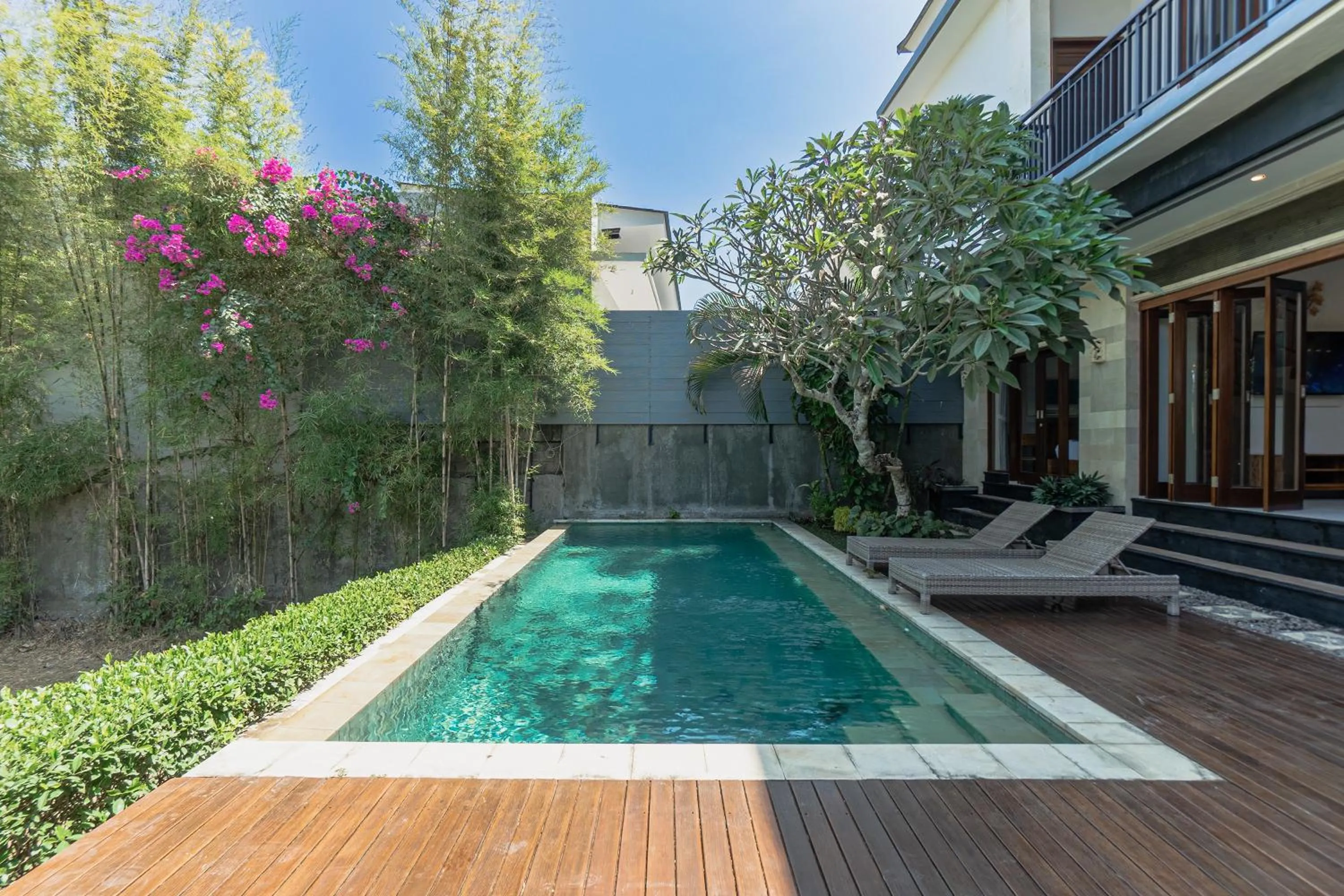 Swimming pool in Belle Asana