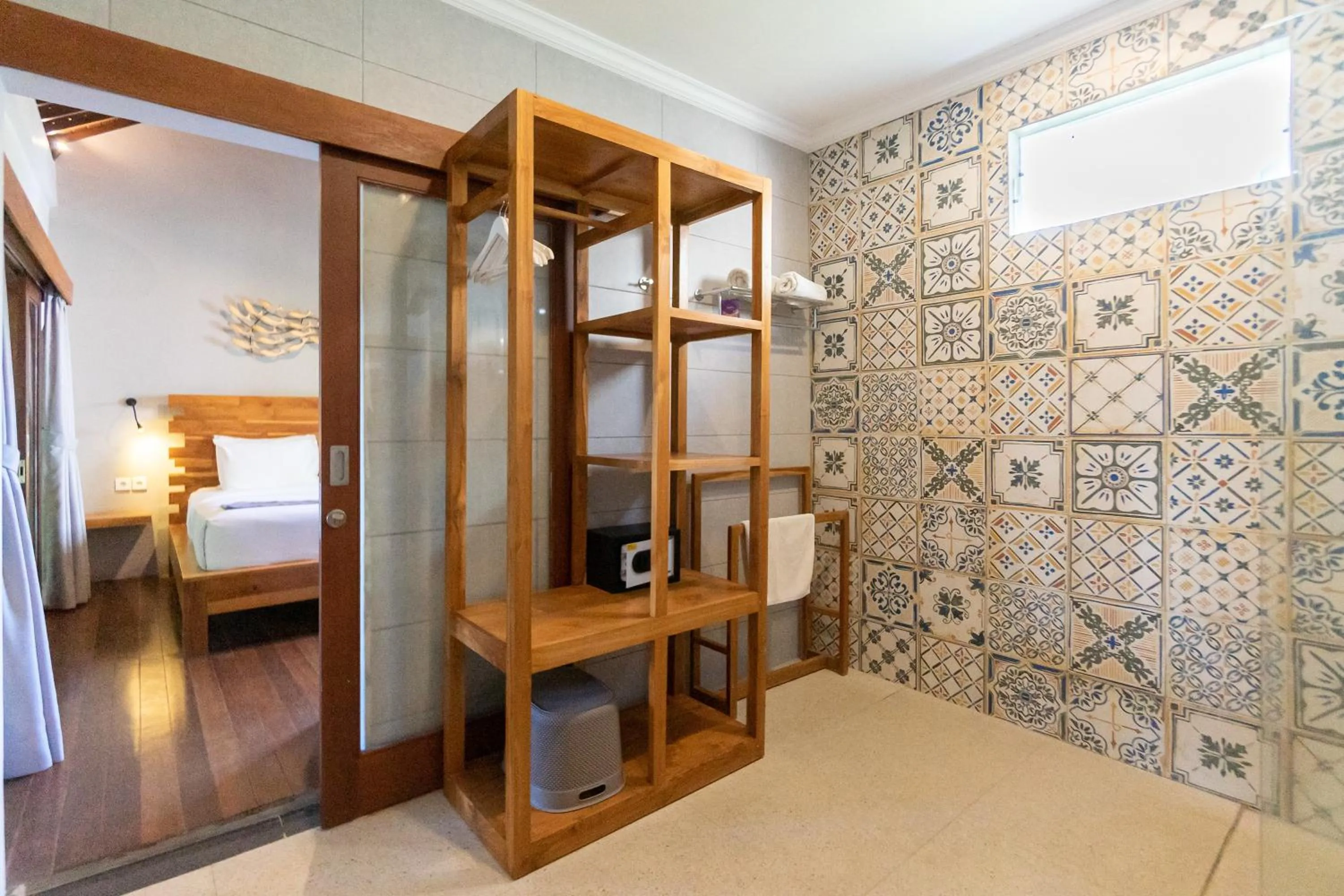 Photo of the whole room in Belle Asana