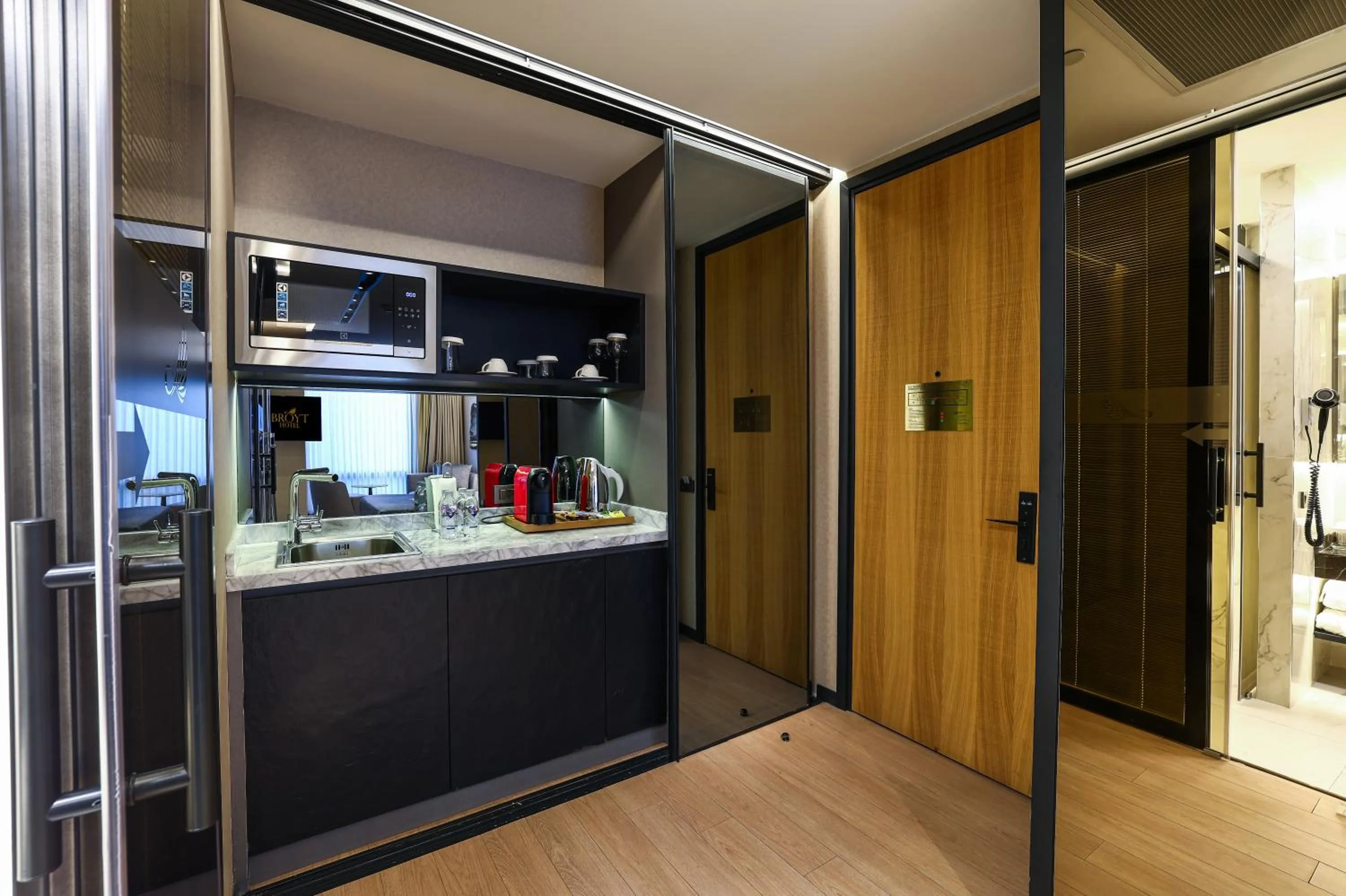 Kitchen or kitchenette in Broyt Hotel