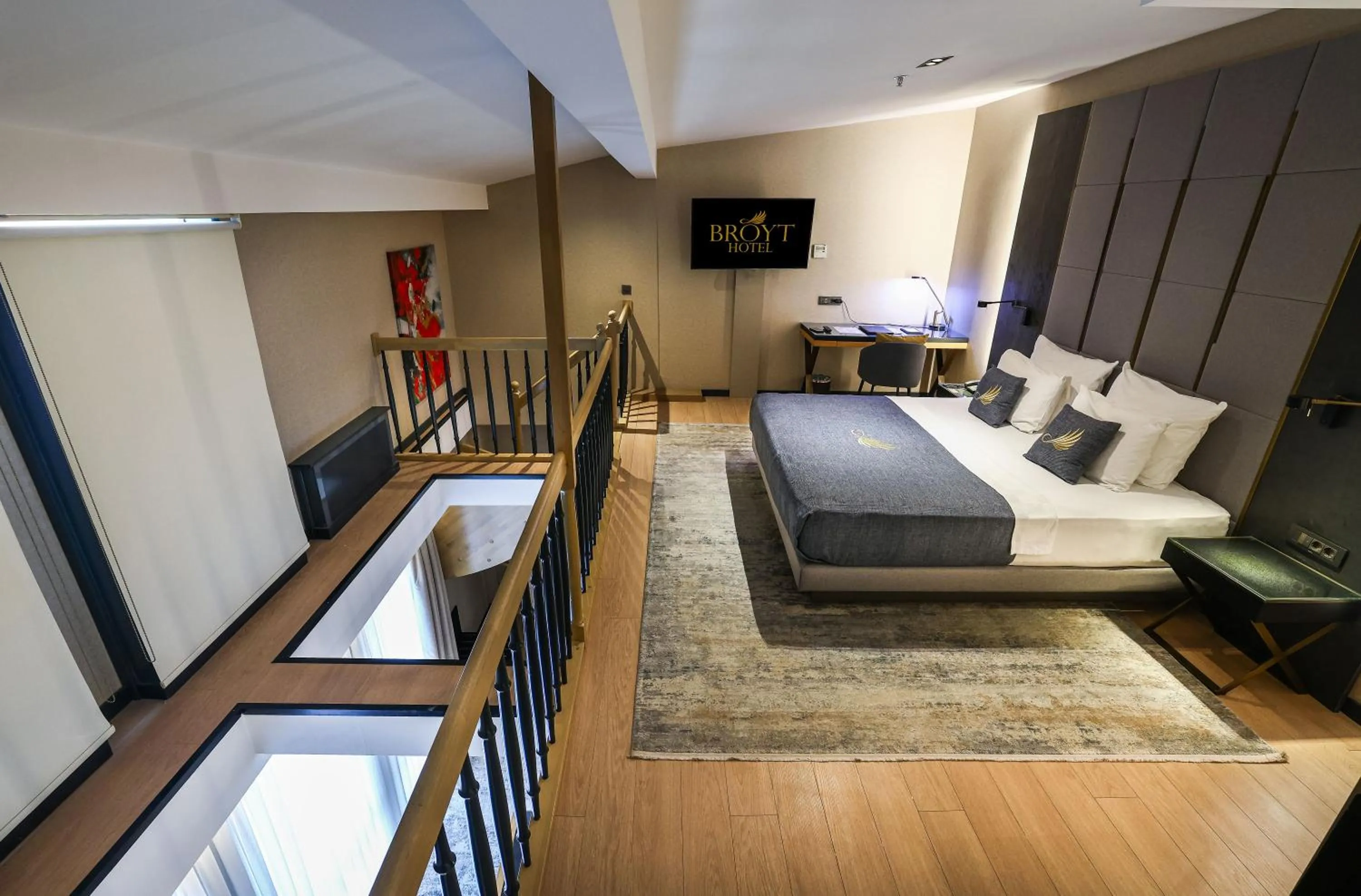 Bedroom, Bed in Broyt Hotel