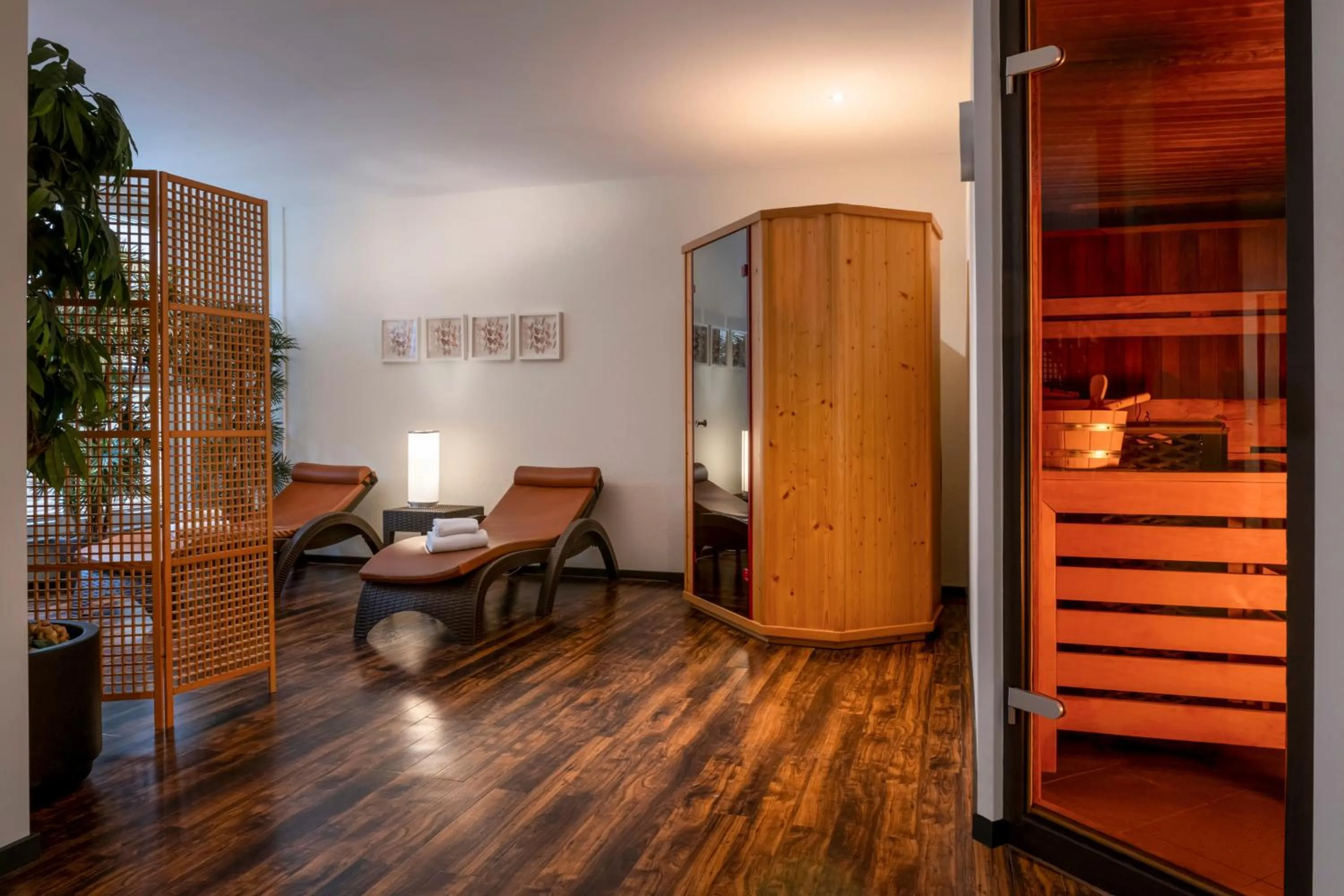 Sauna in Mövenpick Hotel Nürnberg Airport