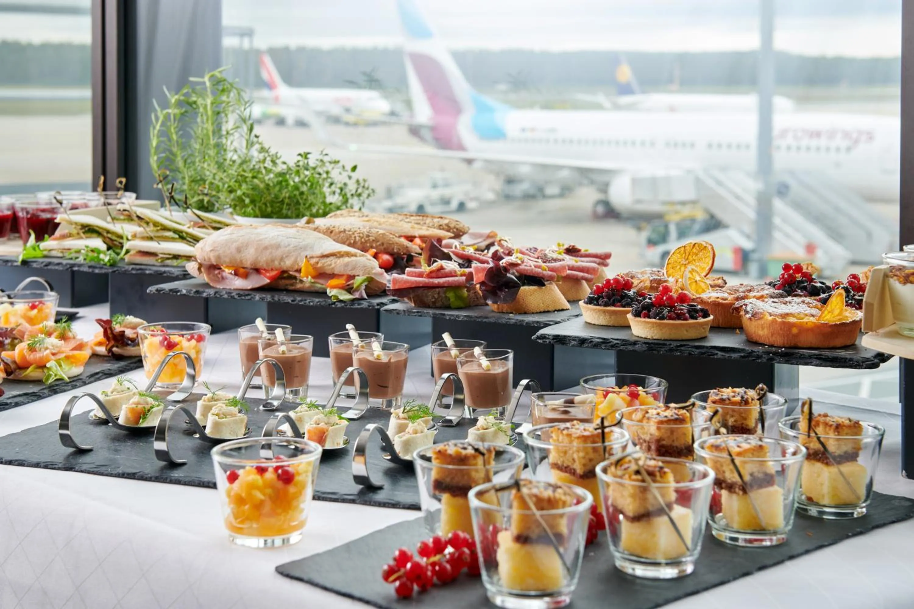 Food and drinks in Mövenpick Hotel Nürnberg Airport