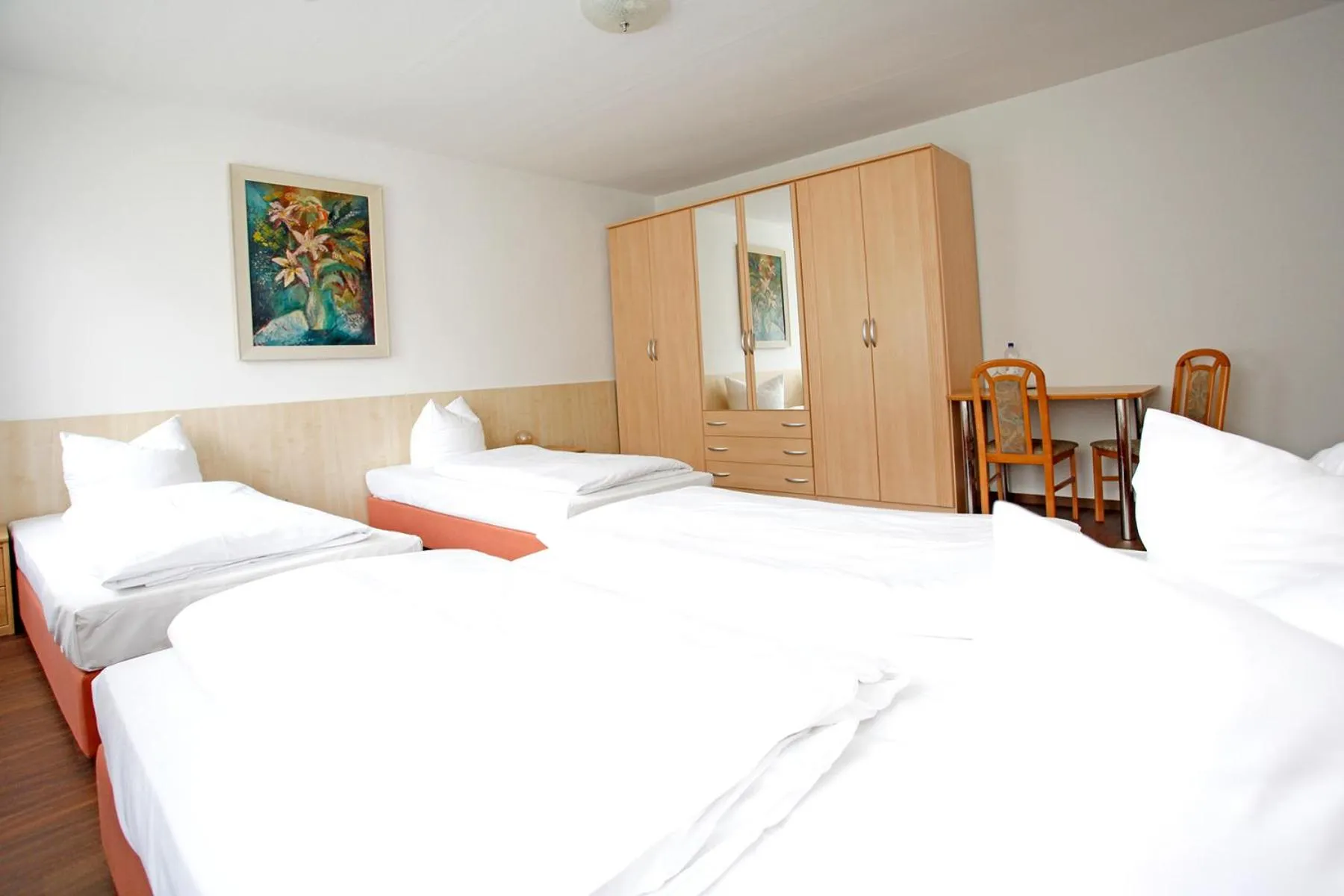 Photo of the whole room, Bed in Hotel Heidenschanze