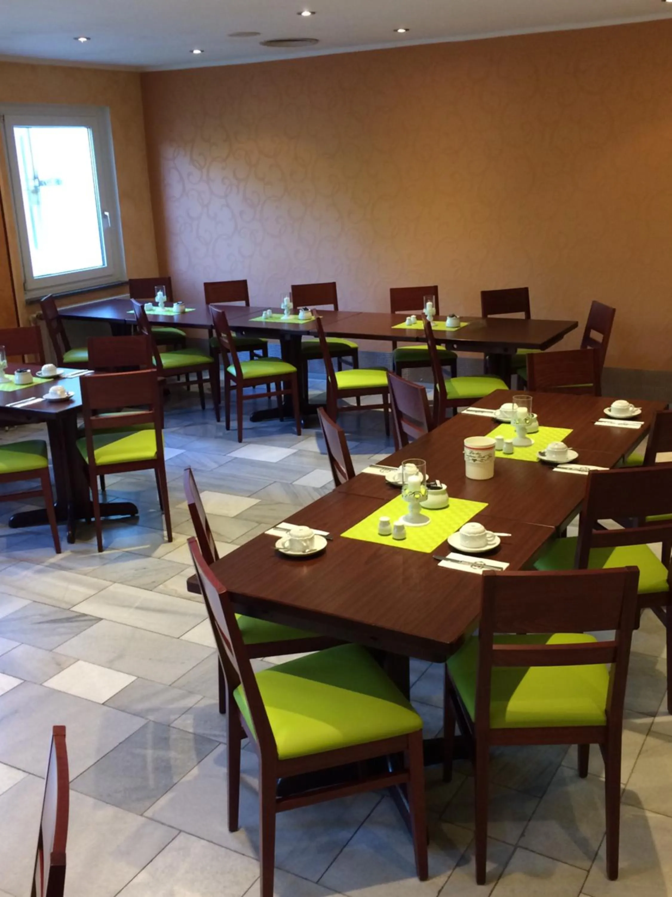 Restaurant/places to eat in Hotel Heidenschanze