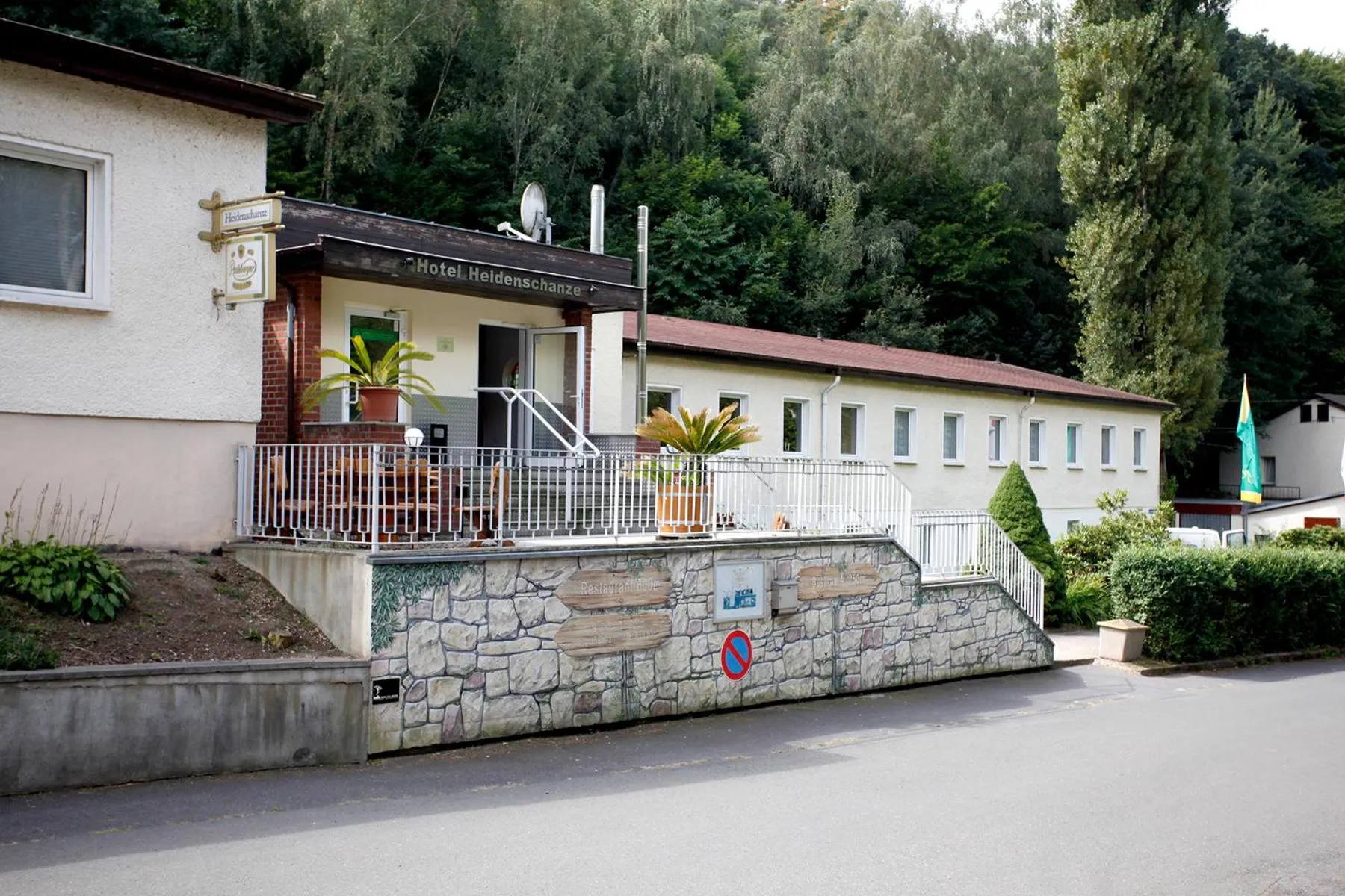 Facade/entrance in Hotel Heidenschanze