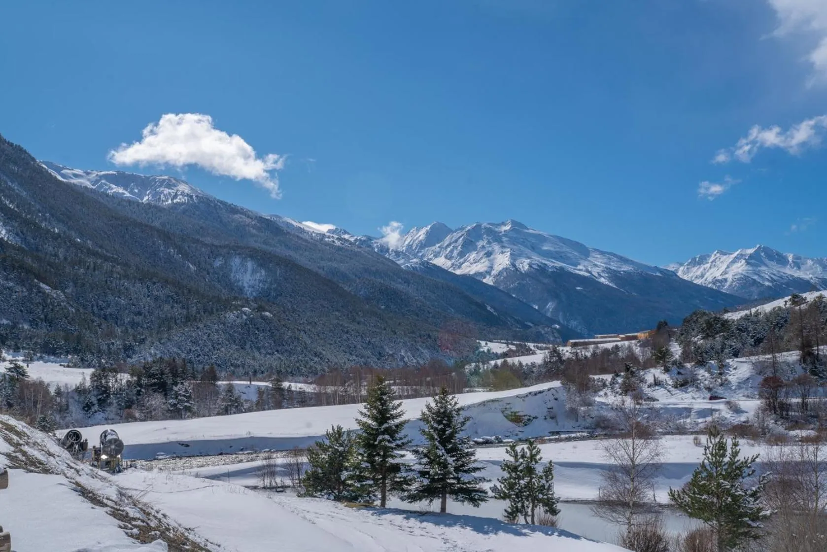 L'Outa Hotel Restaurant