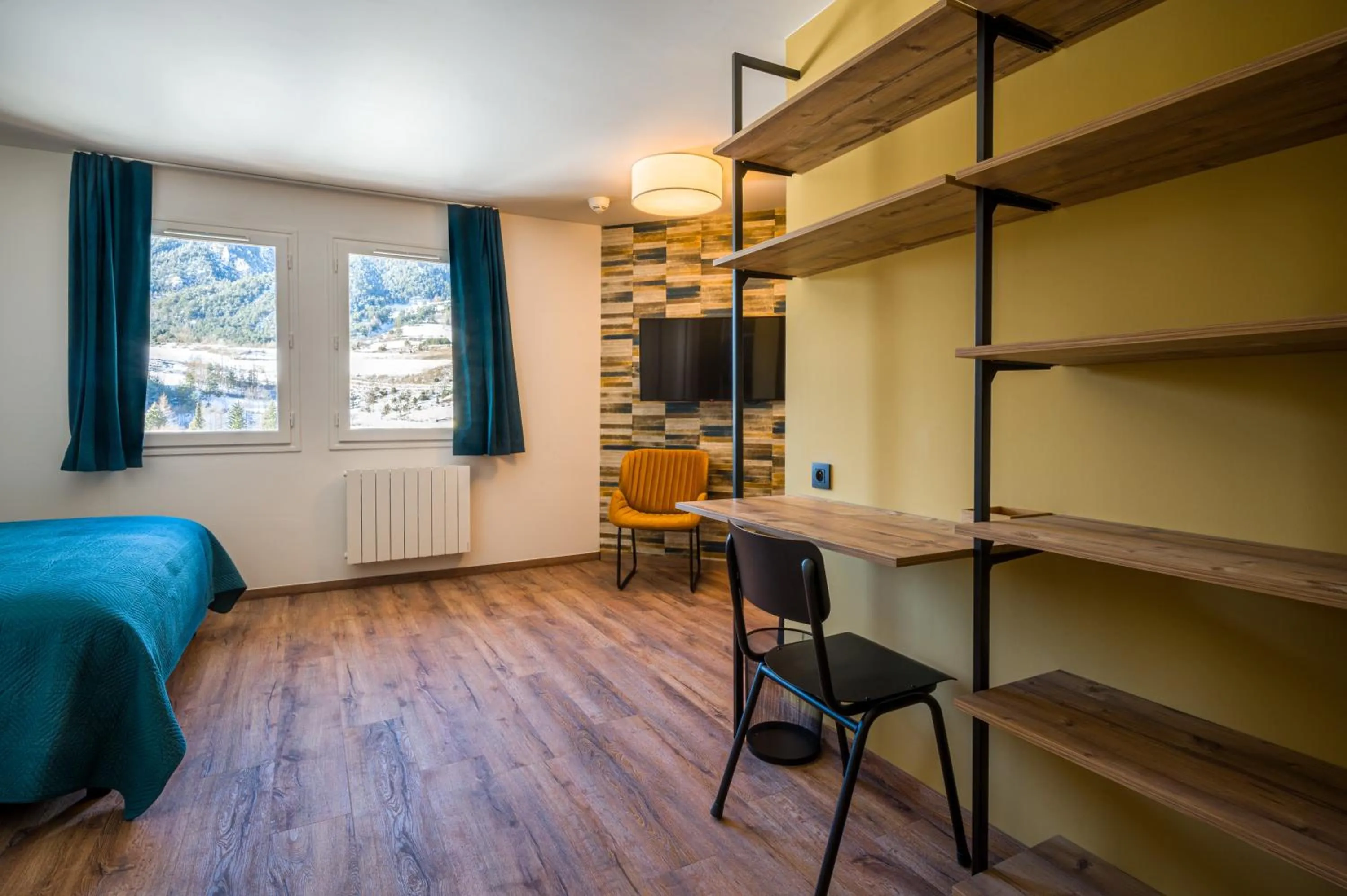 Bed in L'Outa Hotel Restaurant