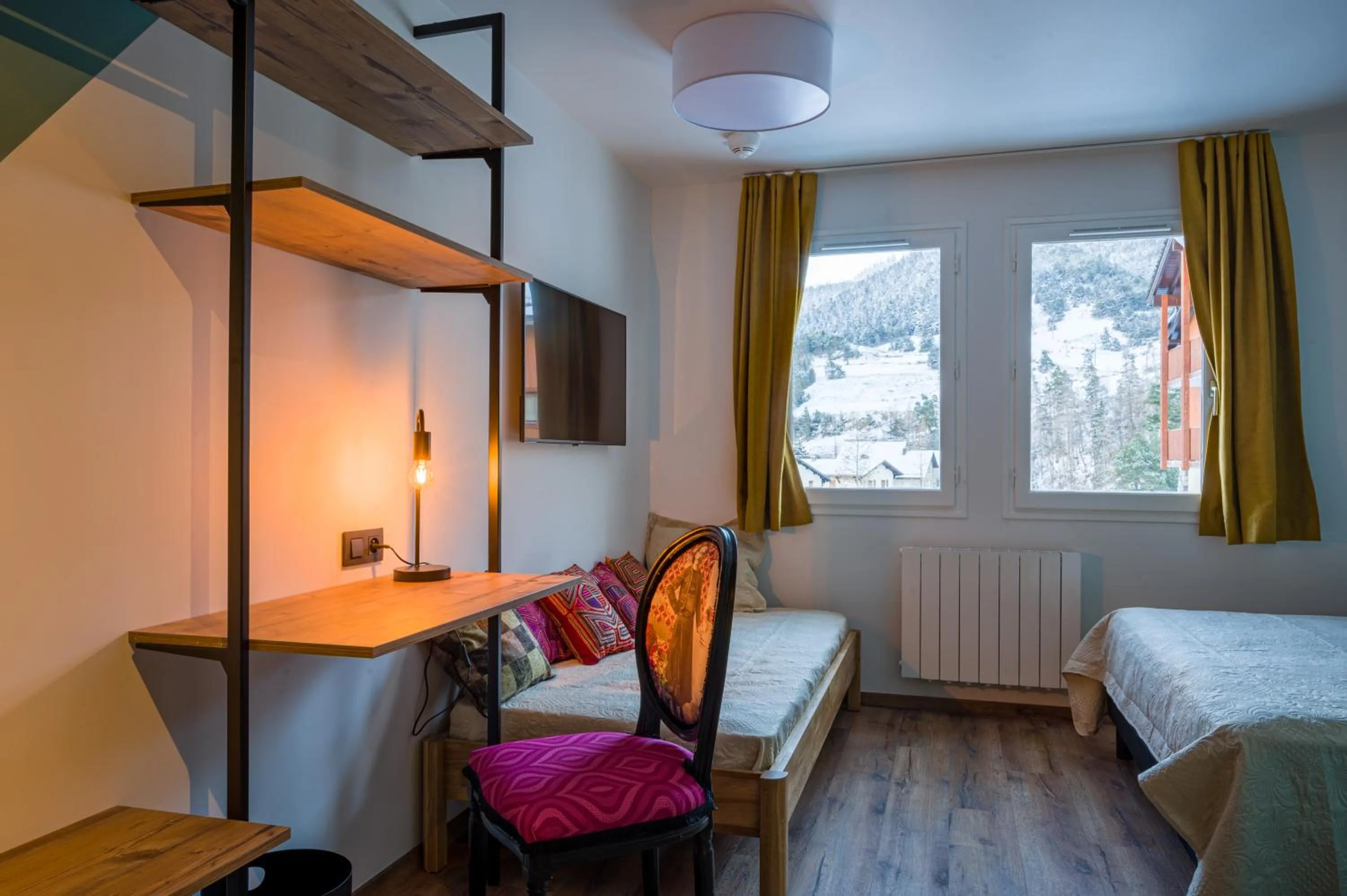 Bed in L'Outa Hotel Restaurant