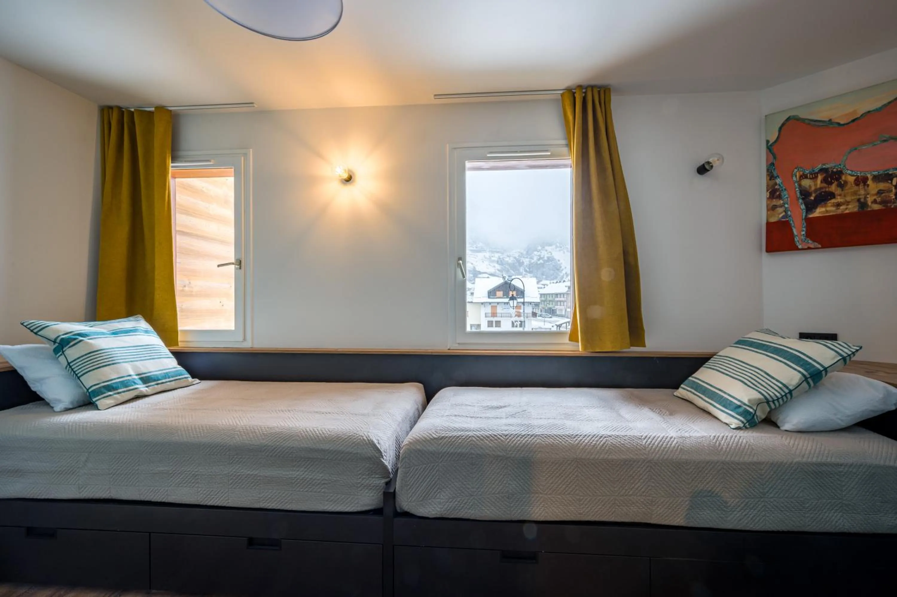 Bed in L'Outa Hotel Restaurant