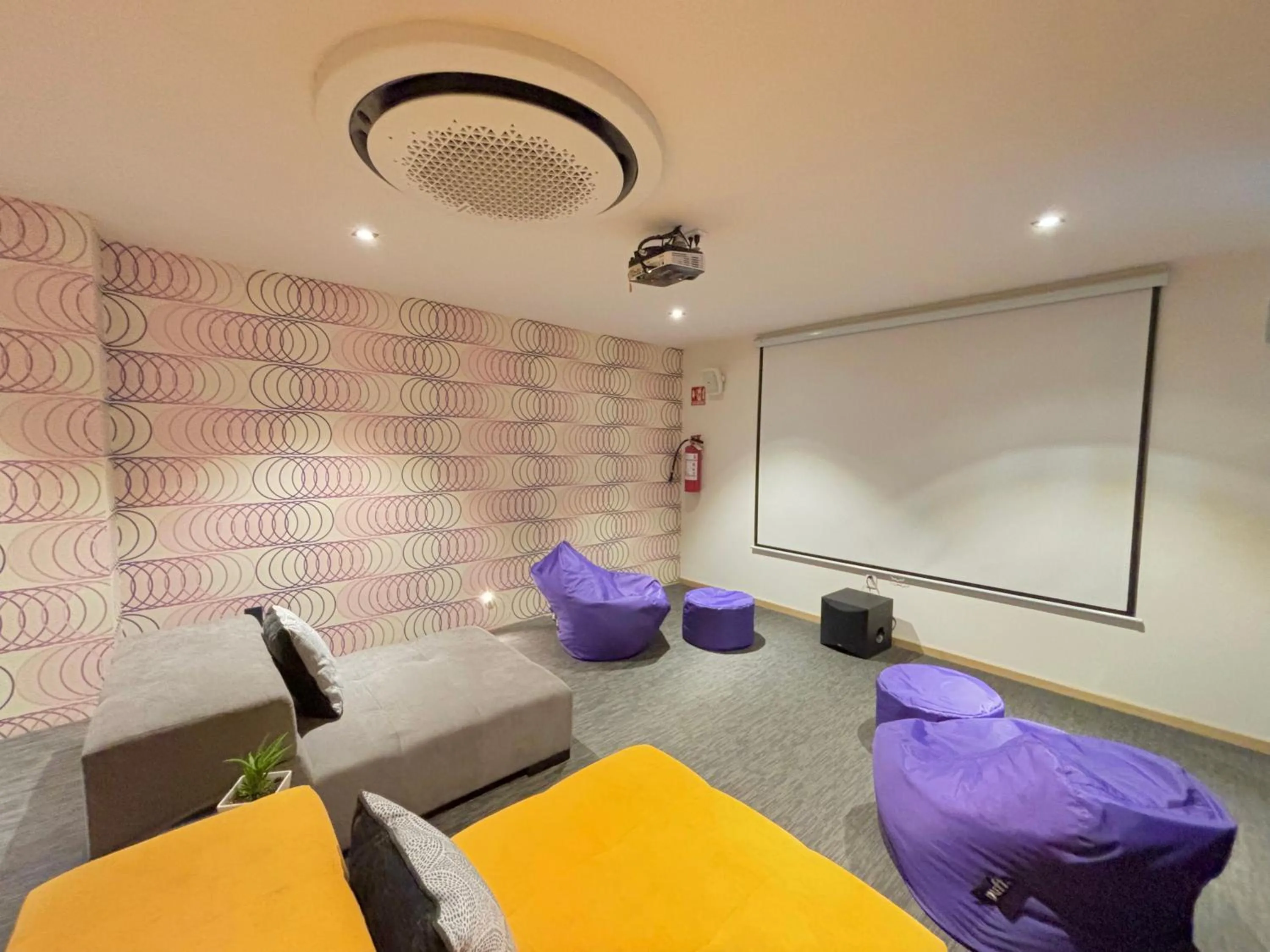 Communal lounge/ TV room in Park Life Masaryk