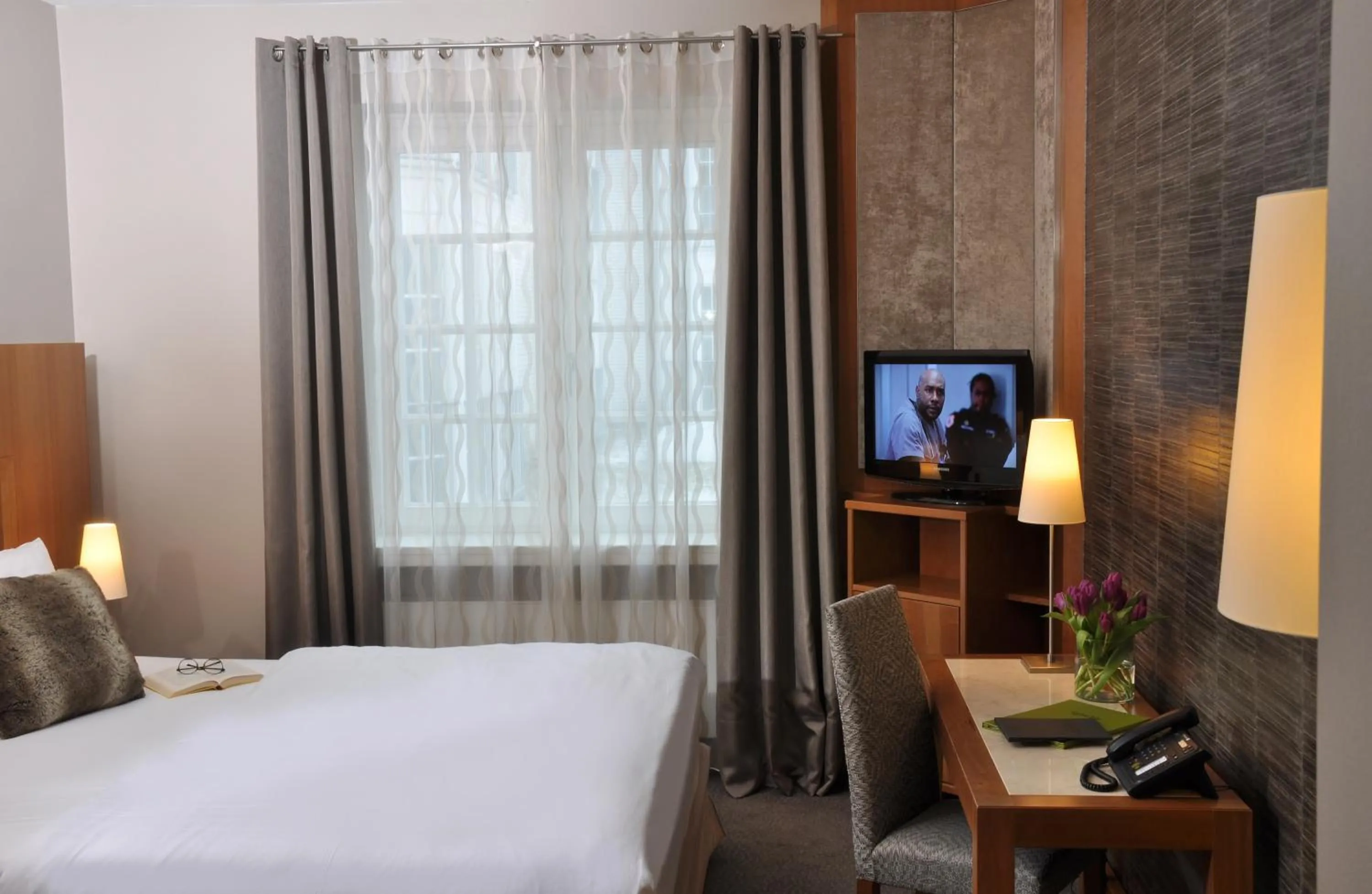 Bed in Hotel Eggers Hamburg