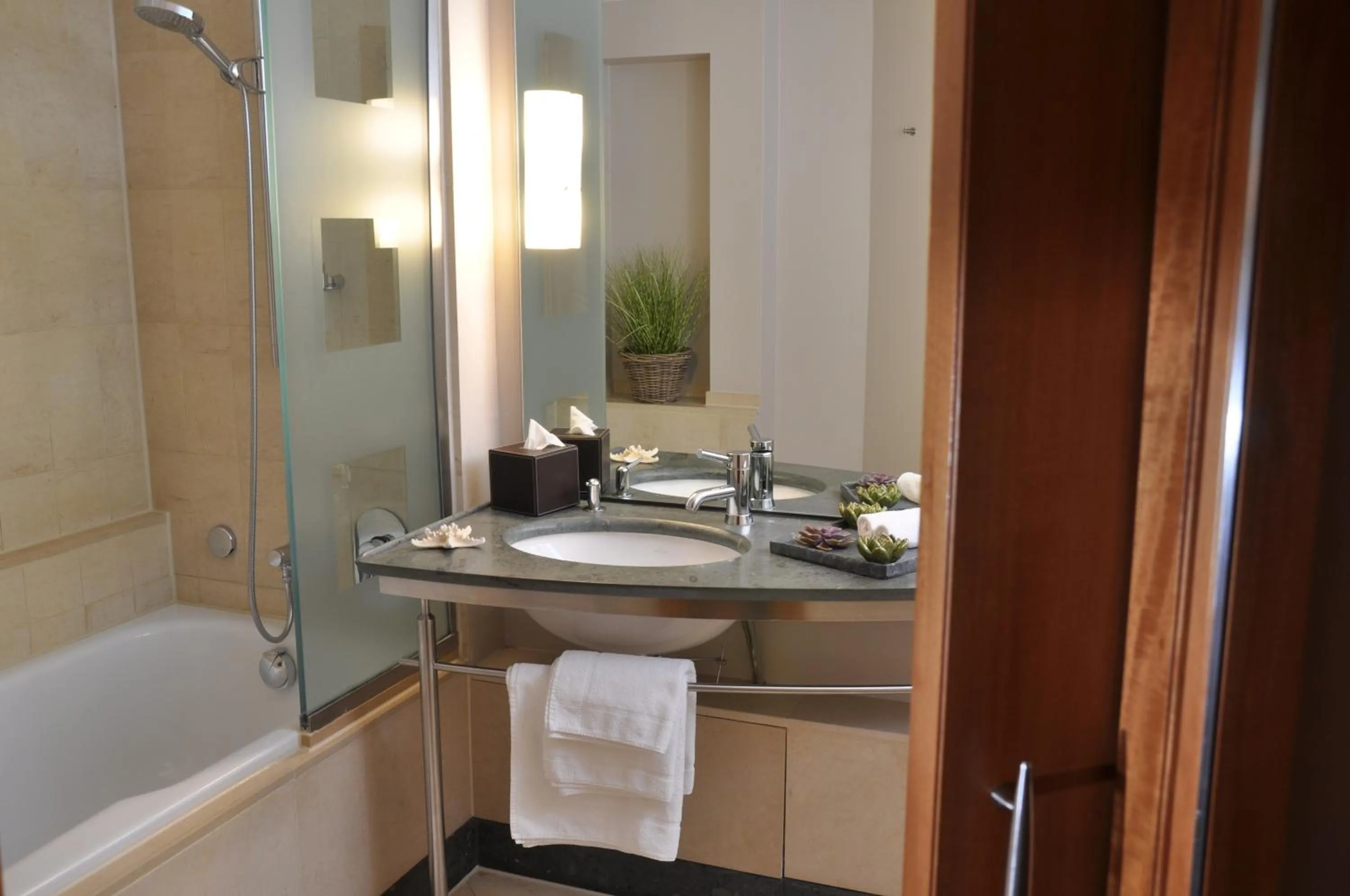 Toilet in Hotel Eggers Hamburg