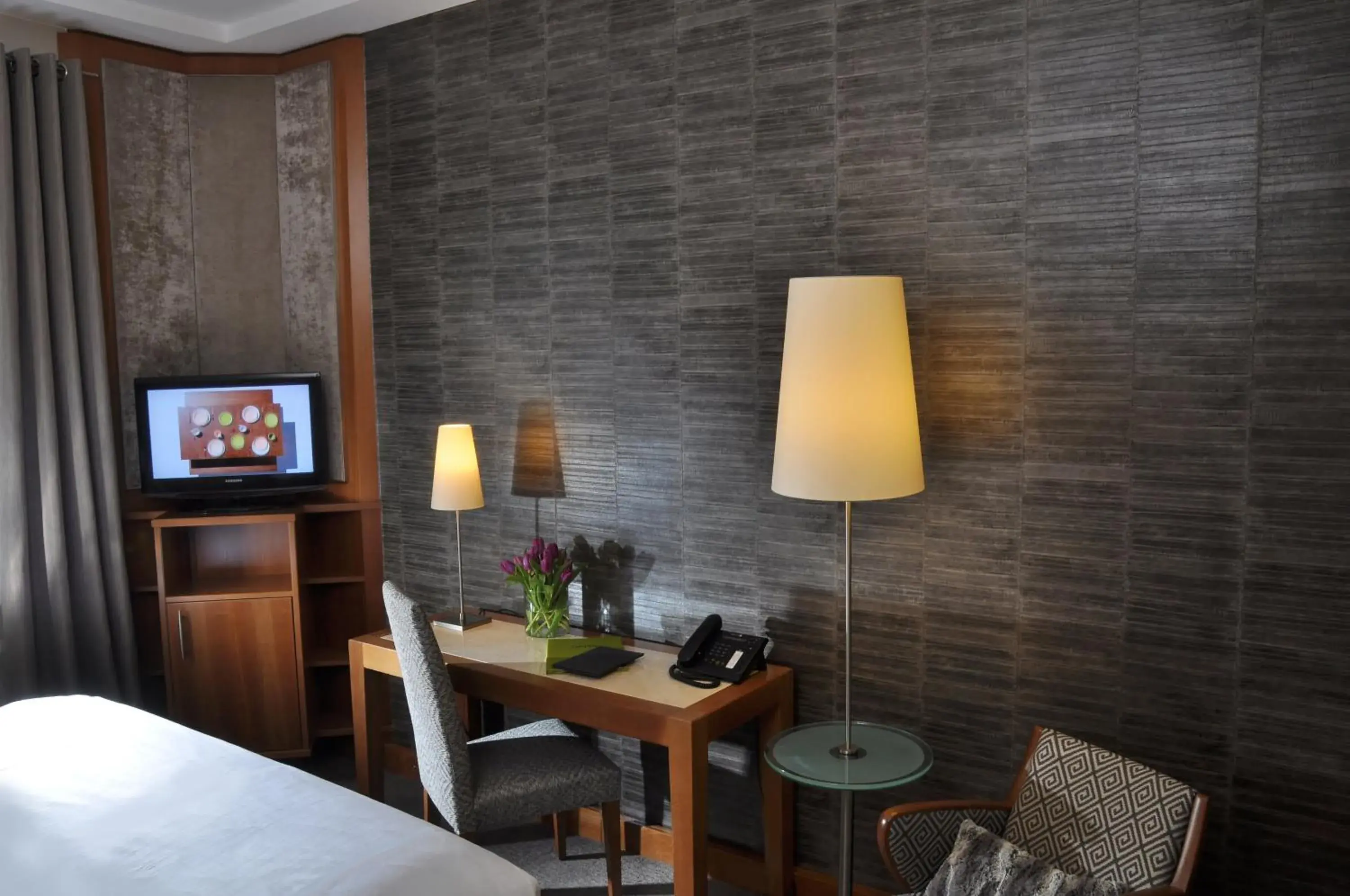 Photo of the whole room, Bed in Hotel Eggers Hamburg Photo of the whole room, Bed in Hotel Eggers Hamburg