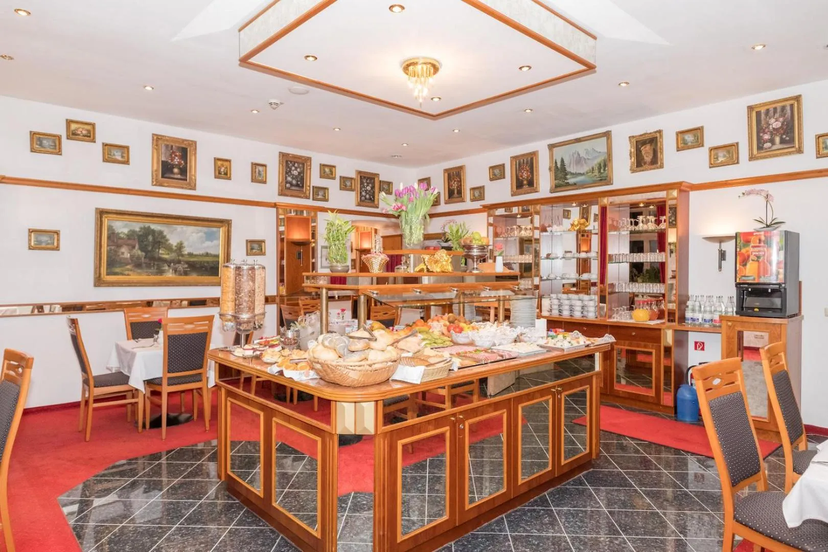 Buffet breakfast in Hotel Bayernland