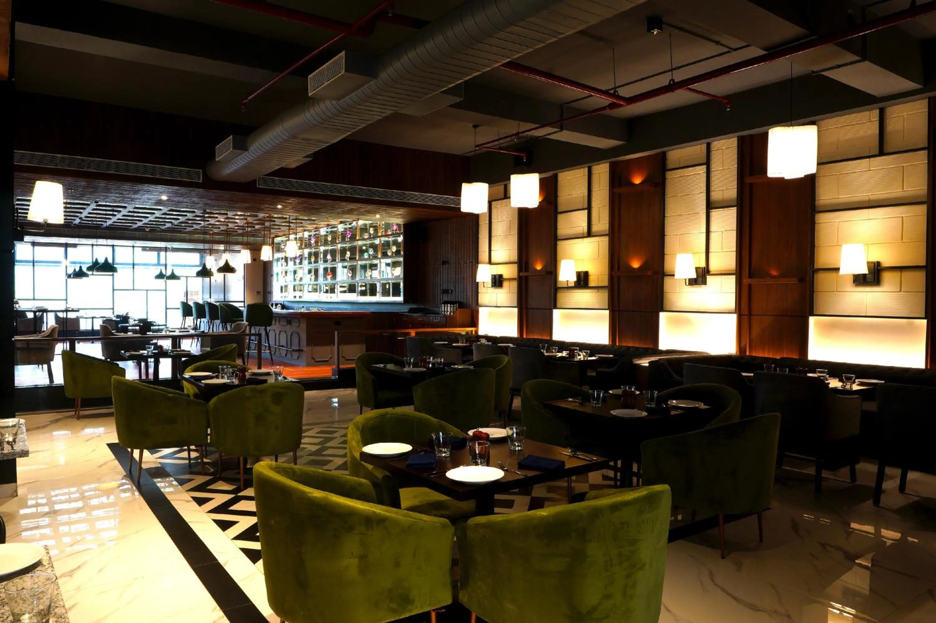 Restaurant/places to eat in Hotel Polo Towers Agartala