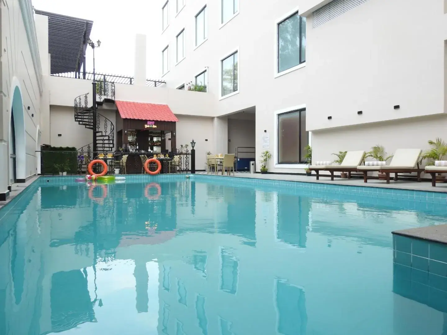 Swimming pool in Hotel Polo Towers Agartala Swimming pool in Hotel Polo Towers Agartala