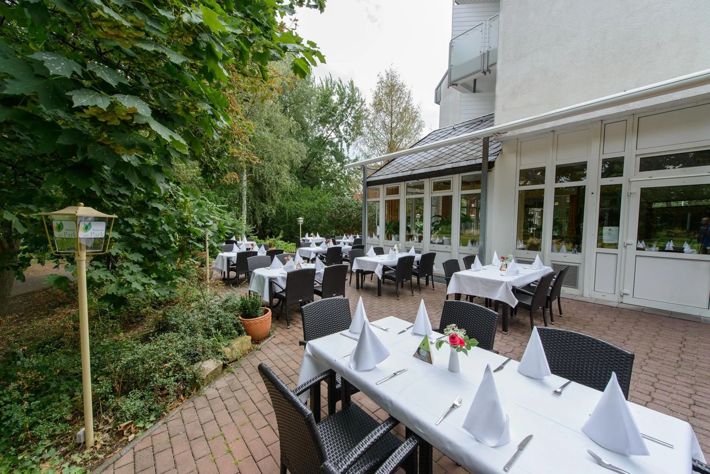 Restaurant/places to eat in Parkhotel Frankfurt Airport