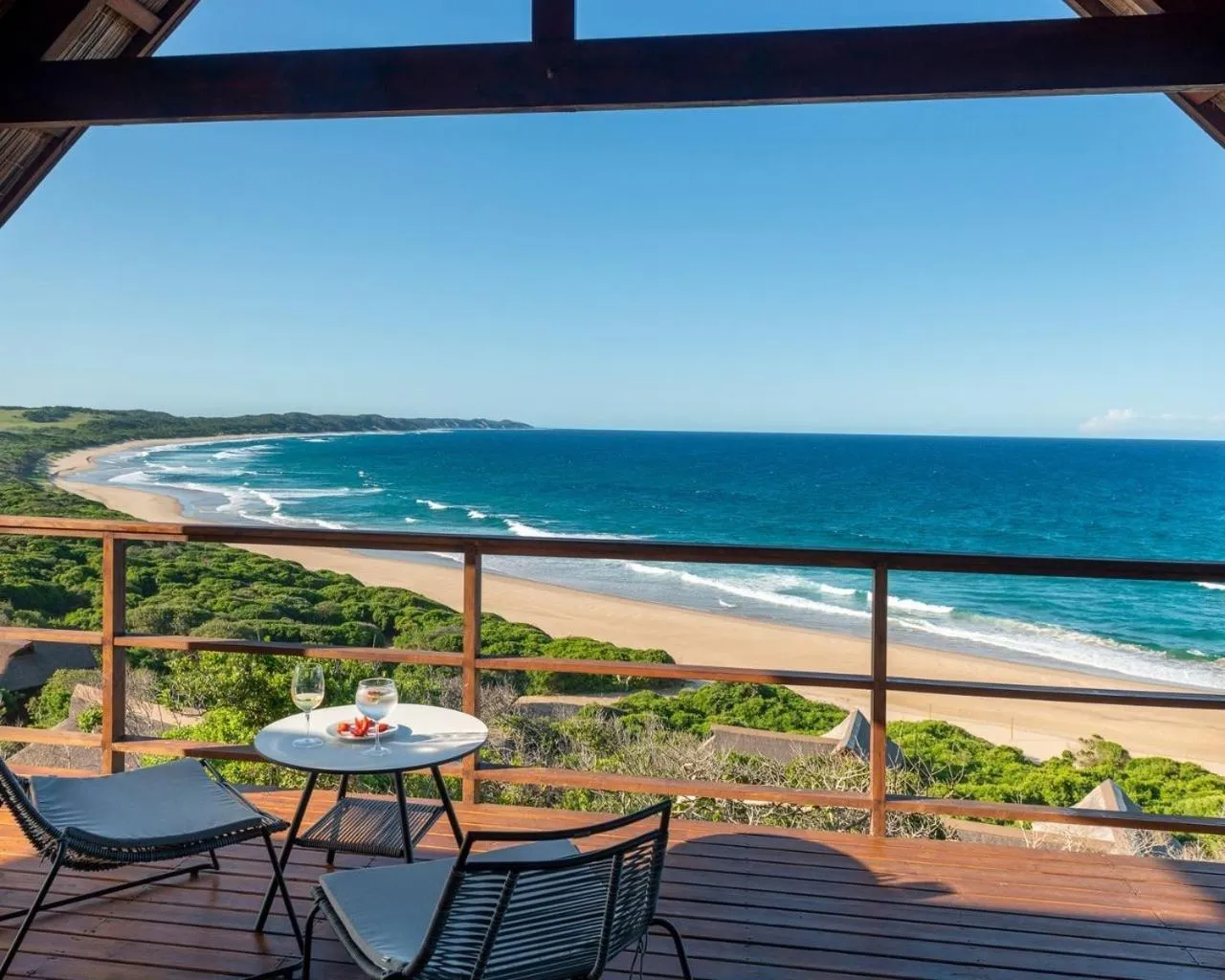 Montebelo Milibangalala Bay Resort