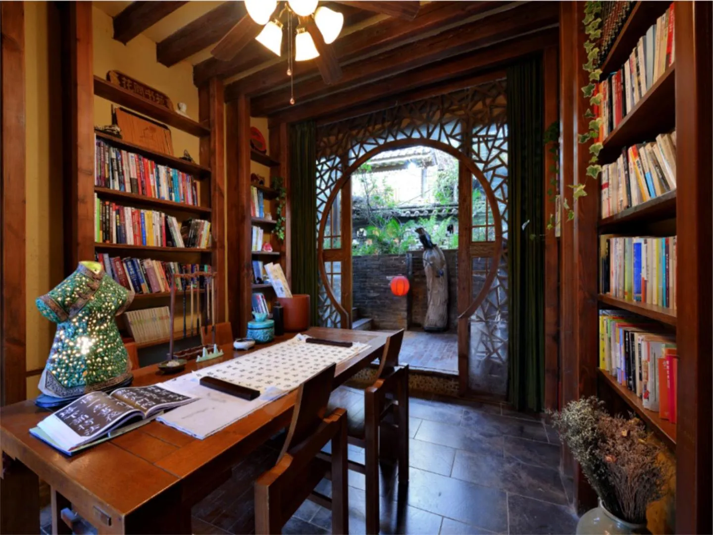 Blossom Hill Inn Lijiang Neverland