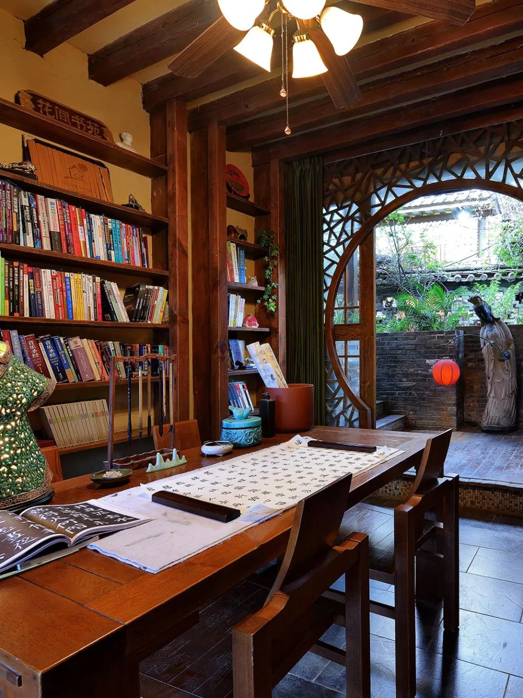 Blossom Hill Inn Lijiang Neverland