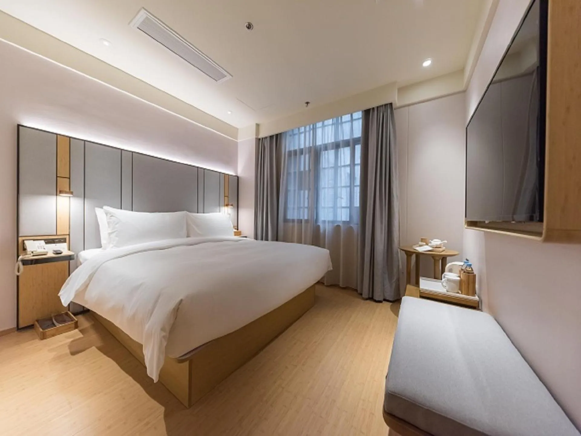 Ji Hotel (Shanghai Bund Ningbo Road)
