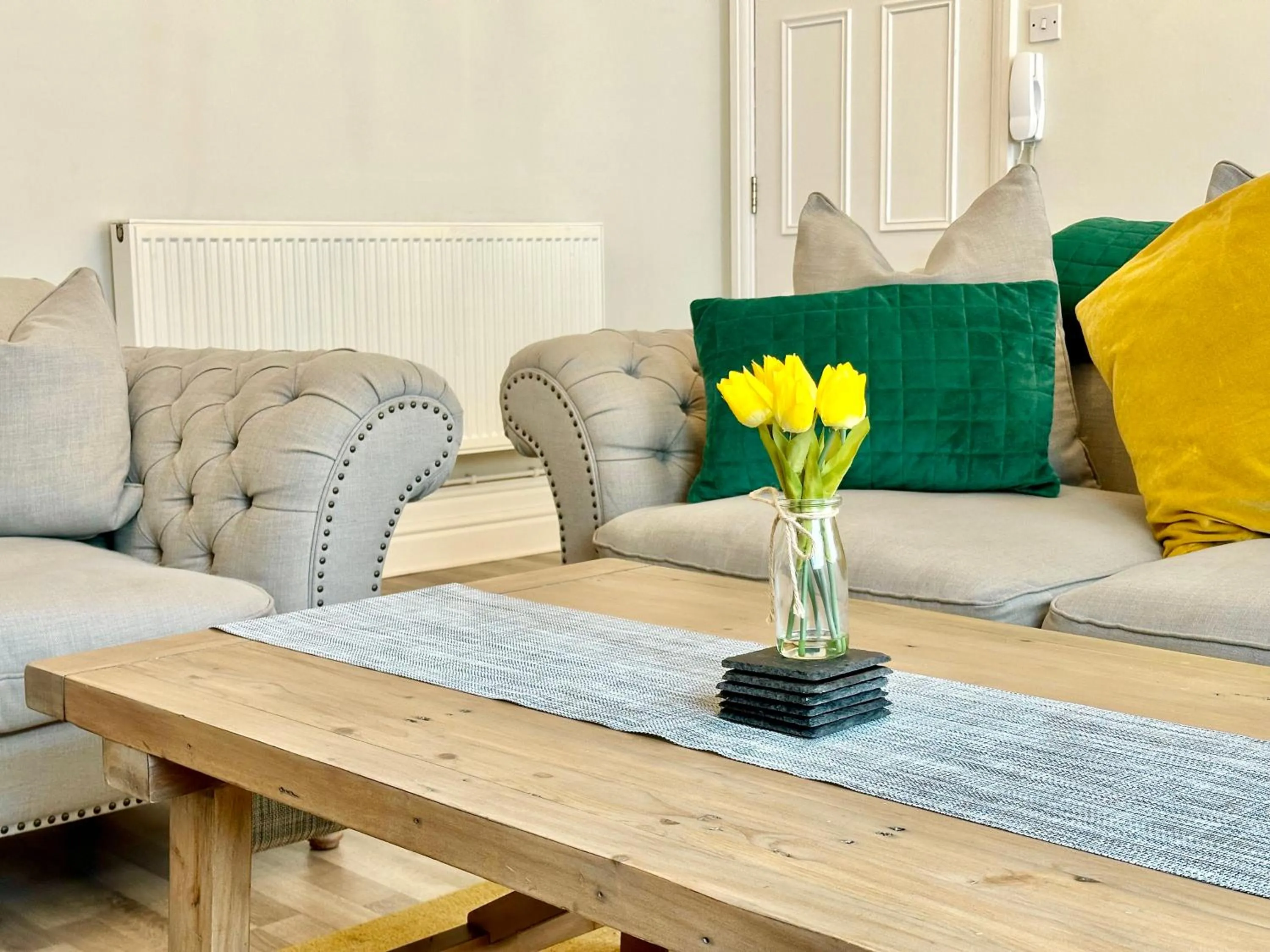 Living room in Gillygate Nest with Free Allocated Parking