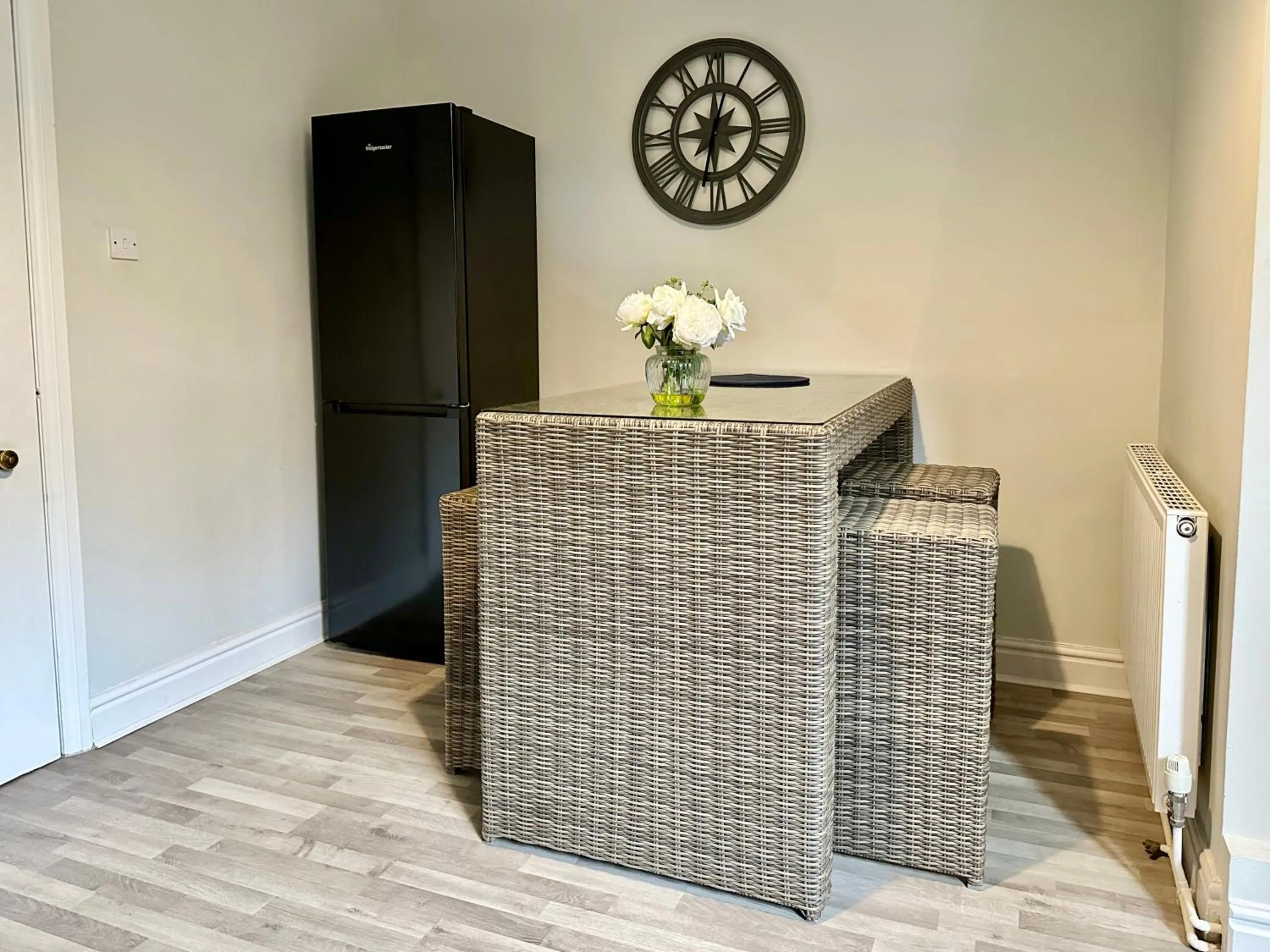 Dining area in Gillygate Nest with Free Allocated Parking
