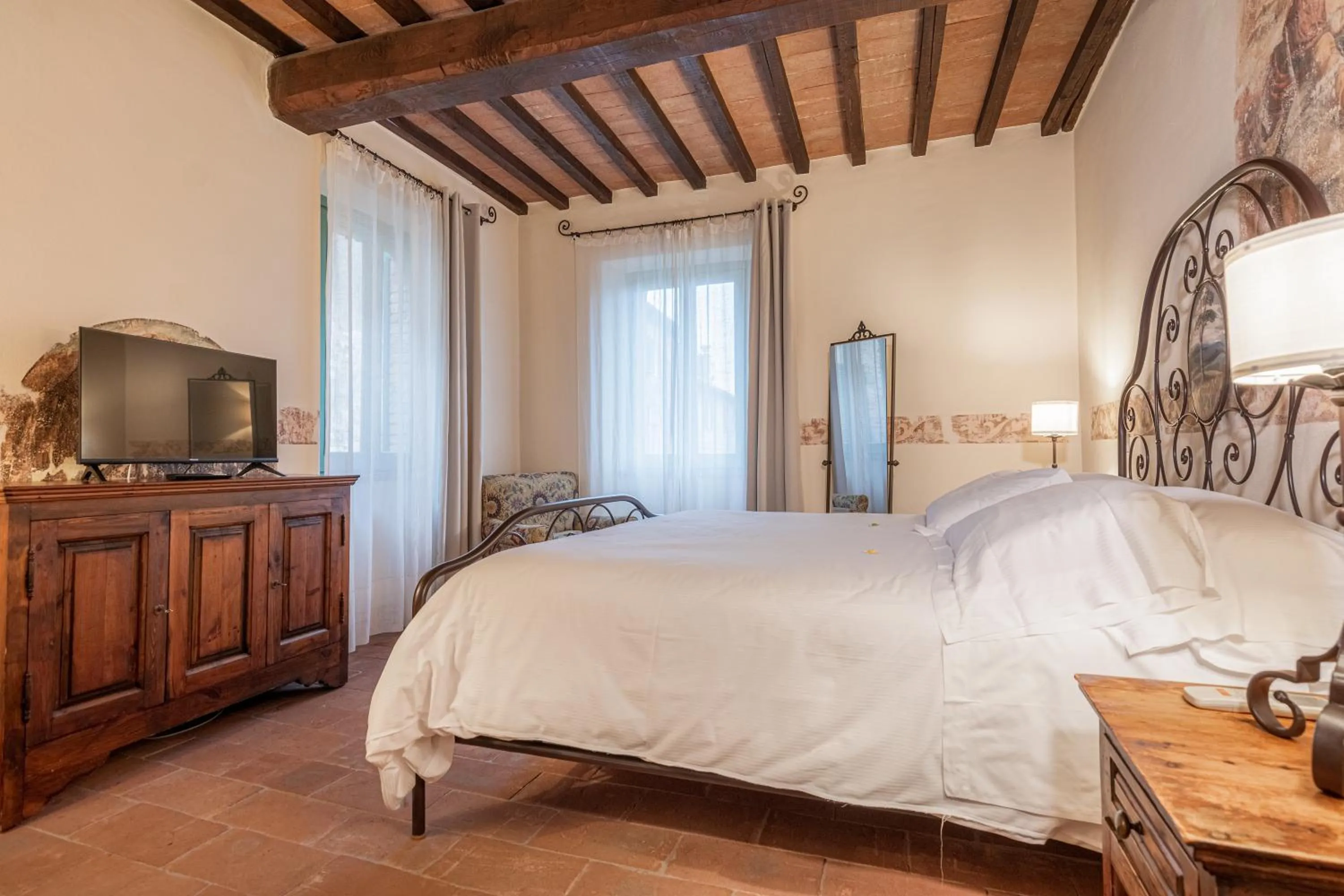 Bed in Palazzo Brandano Hotel