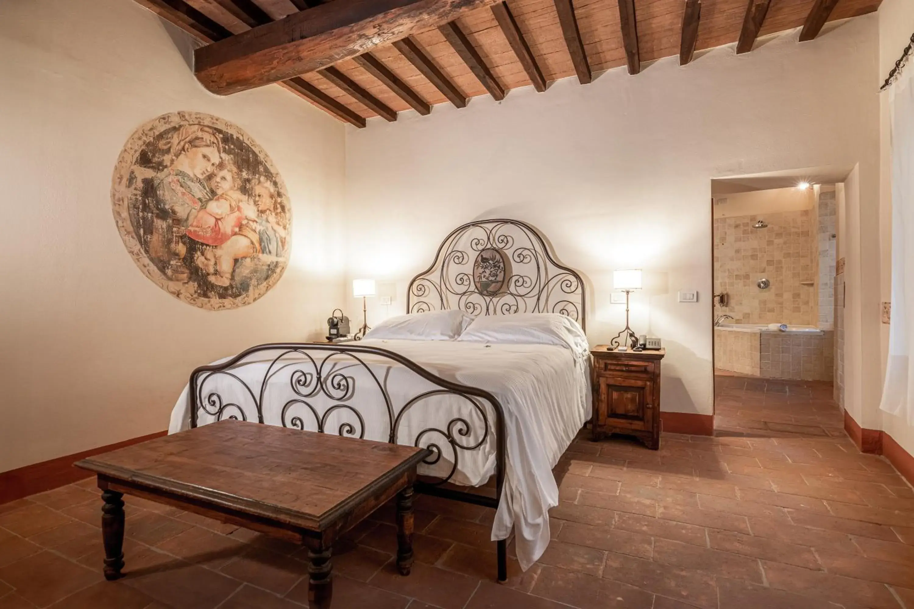 Bed in Palazzo Brandano Hotel Bed in Palazzo Brandano Hotel