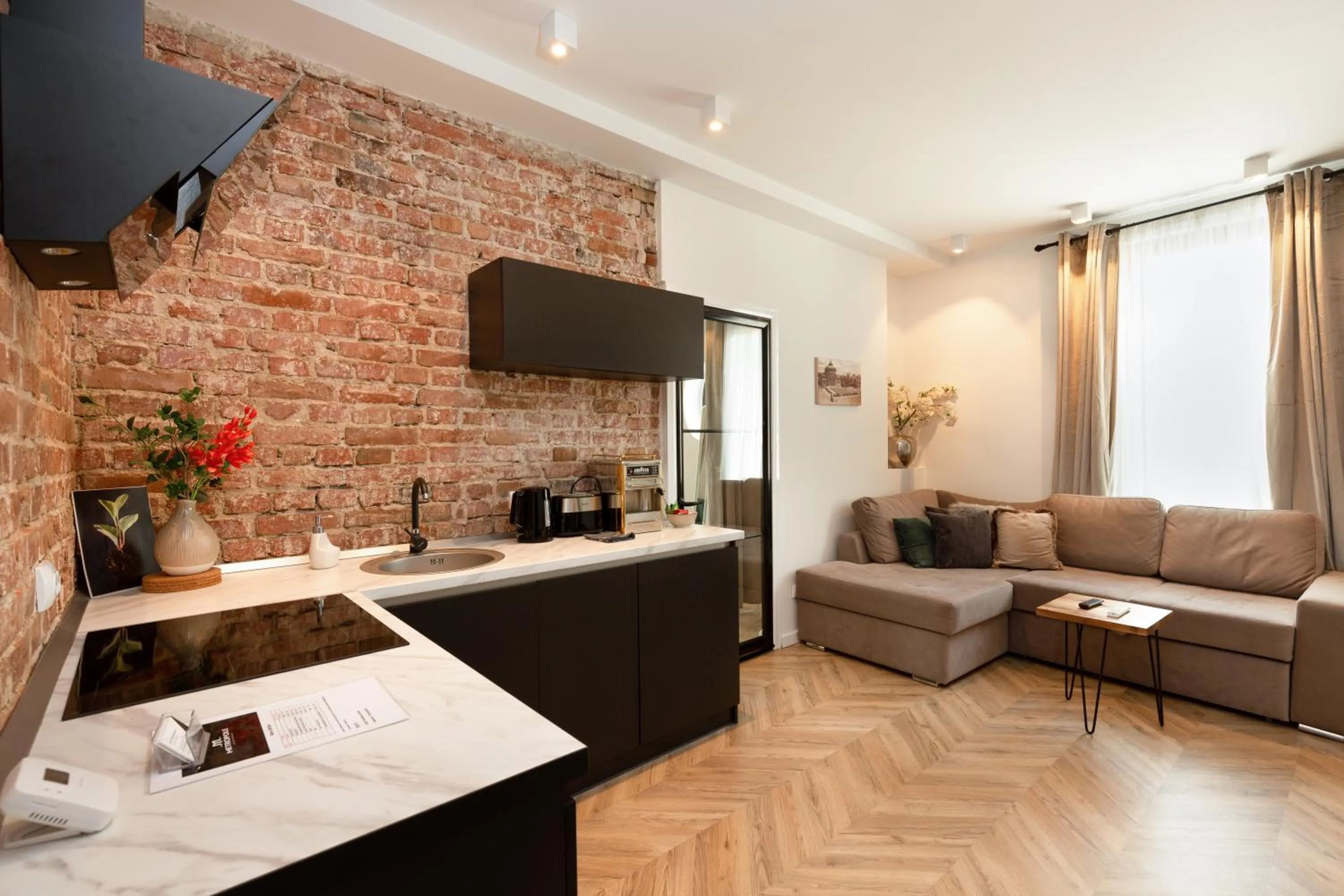 Living room in Metropole Apartments Royal Residence