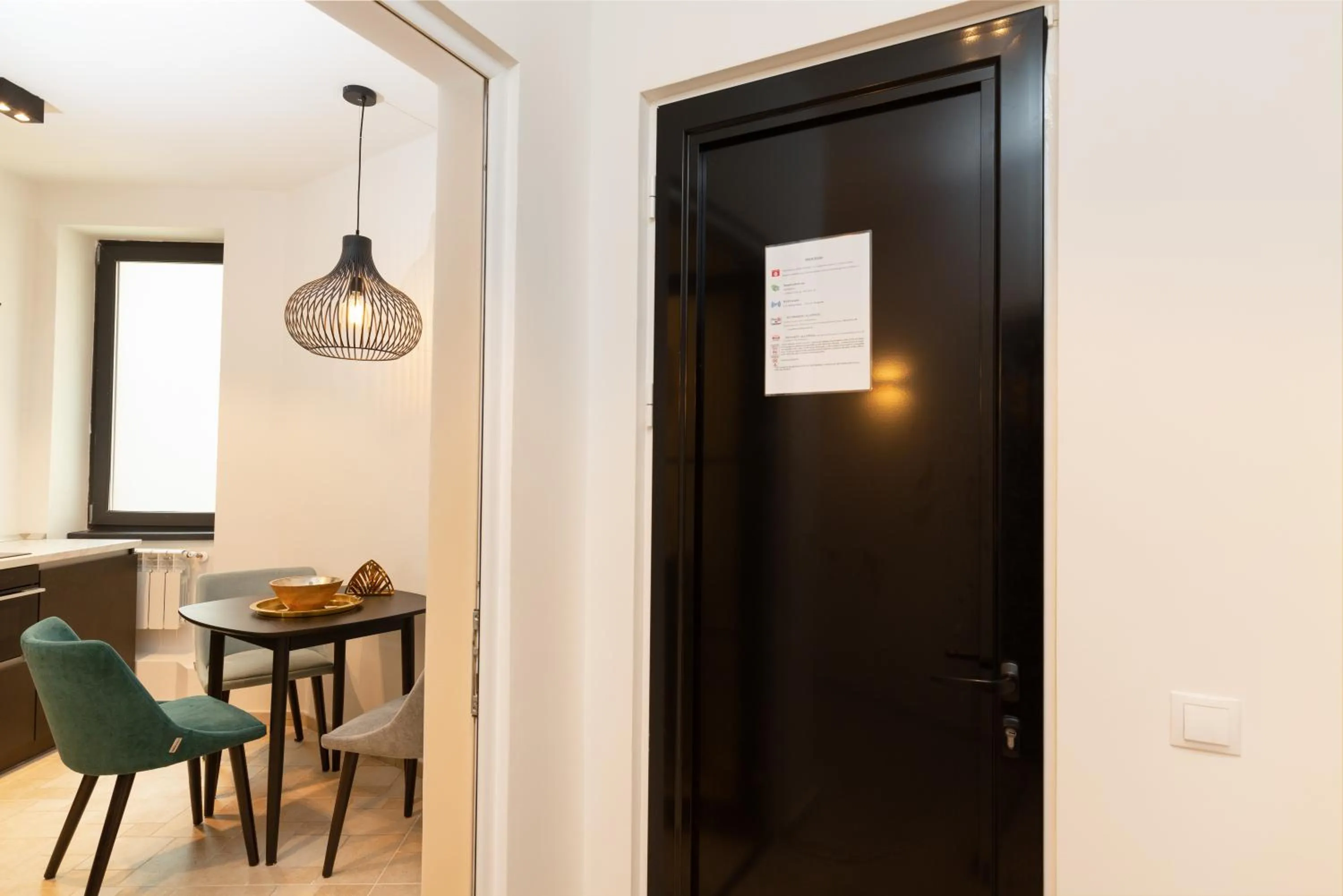 Facade/entrance in Metropole Apartments Royal Residence