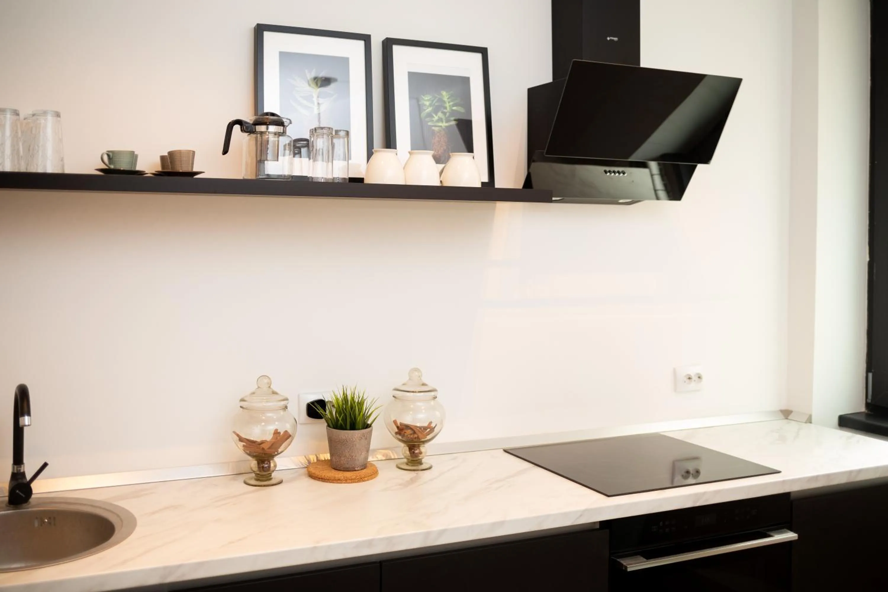kitchen in Metropole Apartments Royal Residence