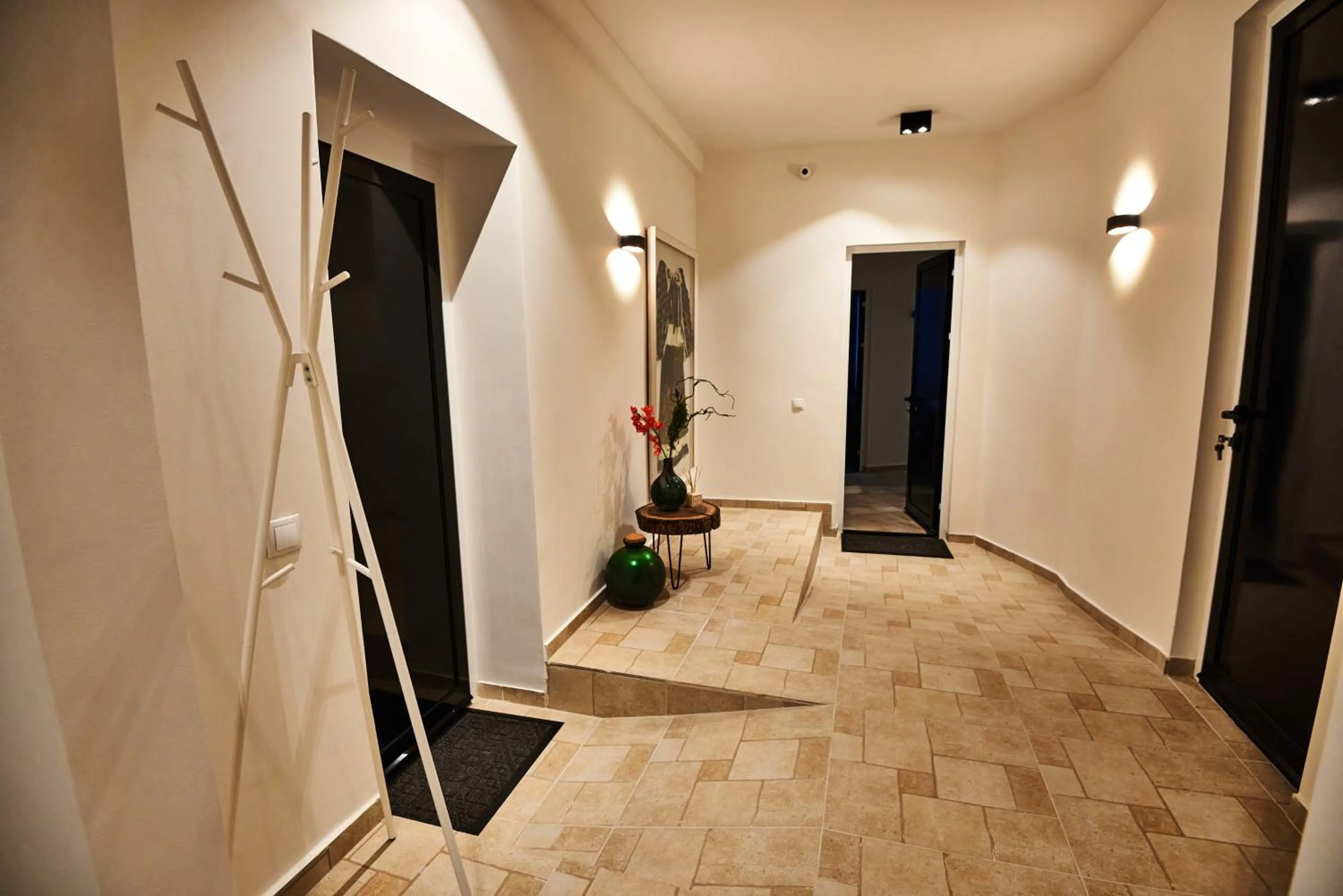 Facade/entrance in Metropole Apartments Royal Residence