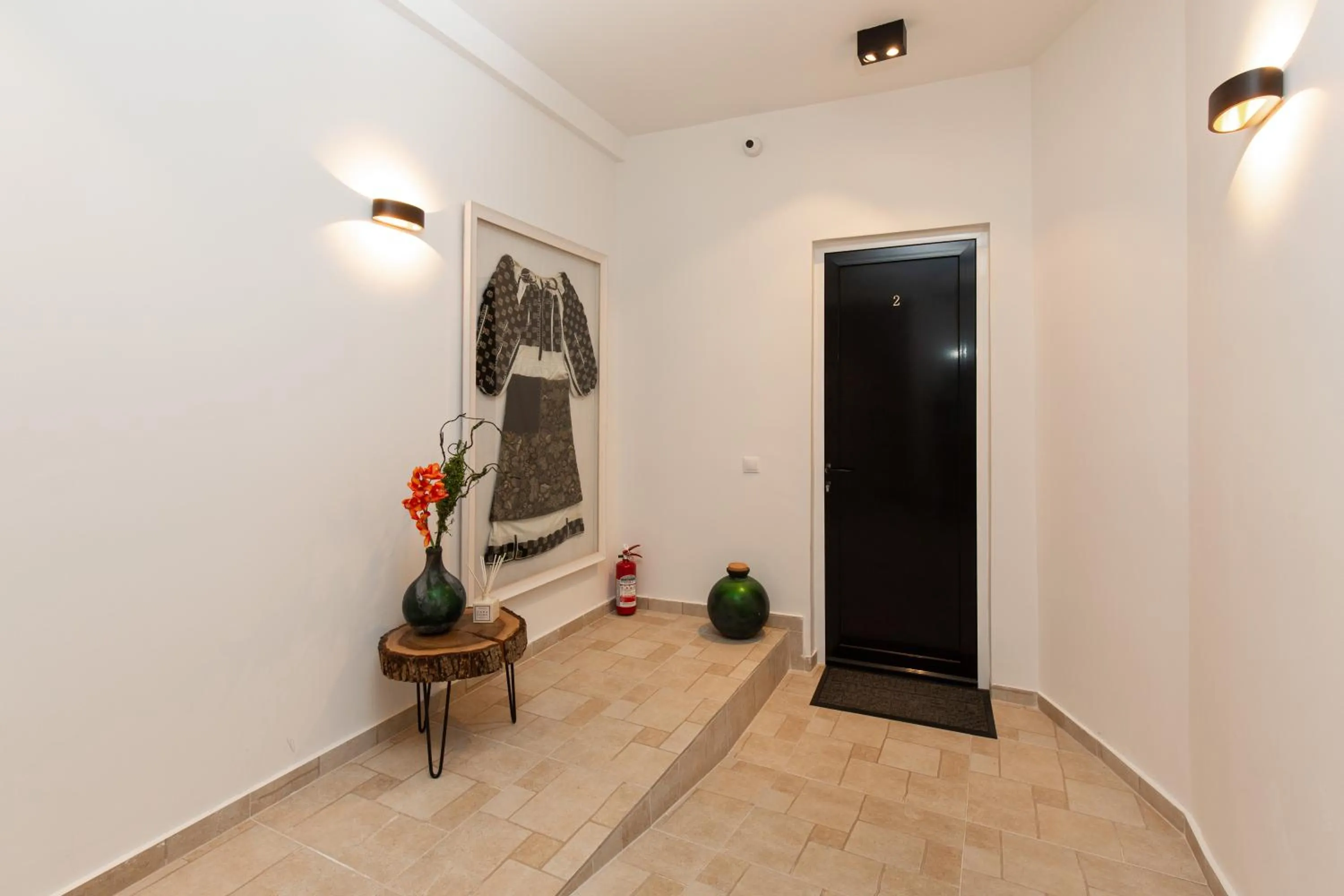 Facade/entrance in Metropole Apartments Royal Residence