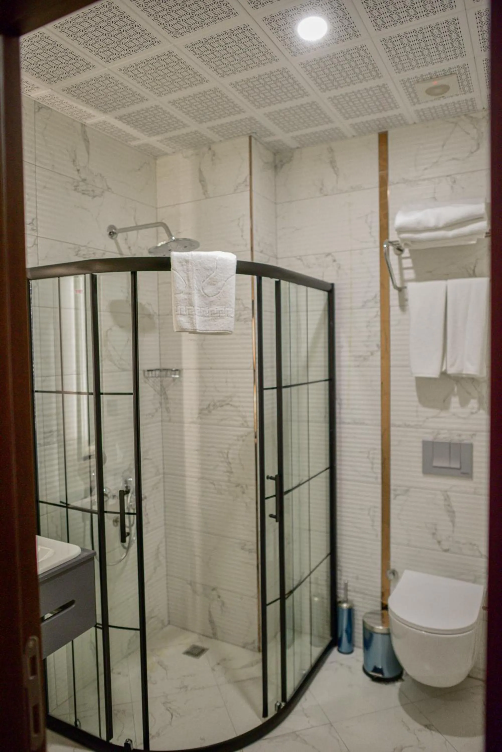 Bathroom in Sette Serenity Hotel