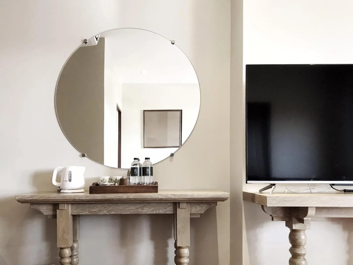 hair dresser in The Raintree Hotel Chiang Mai