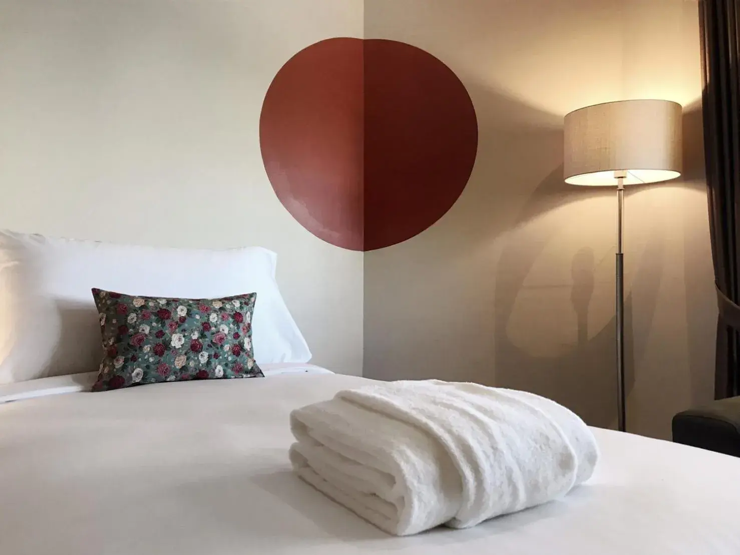 Photo of the whole room, Bed in The Raintree Hotel Chiang Mai Photo of the whole room, Bed in The Raintree Hotel Chiang Mai