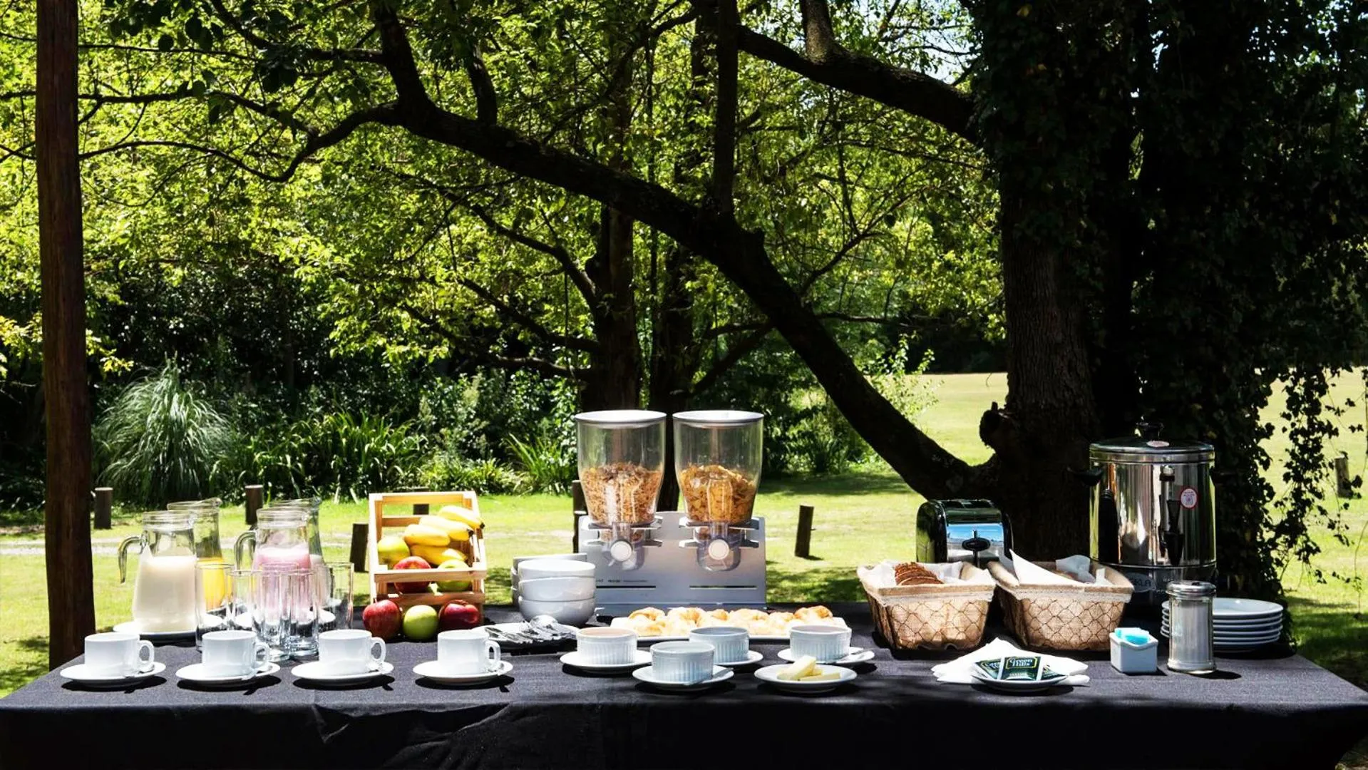 Breakfast in Posada Mendoza by DOT Tradition