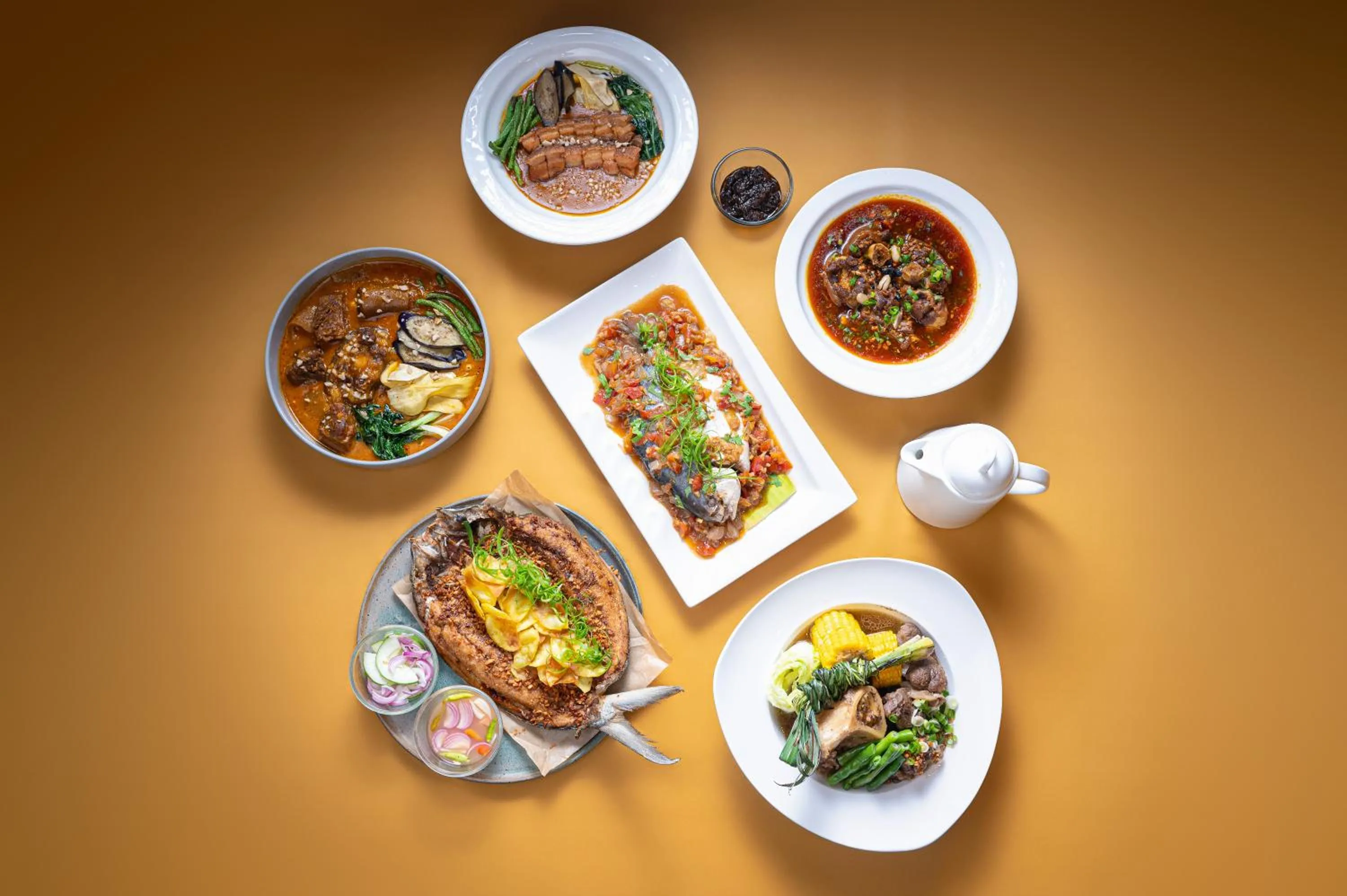 Restaurant/places to eat in Hotel Valencia