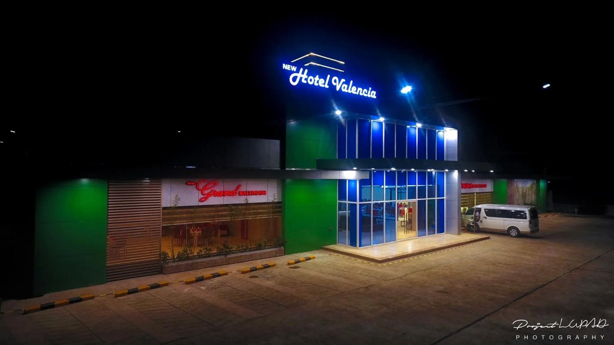 Facade/entrance in Hotel Valencia