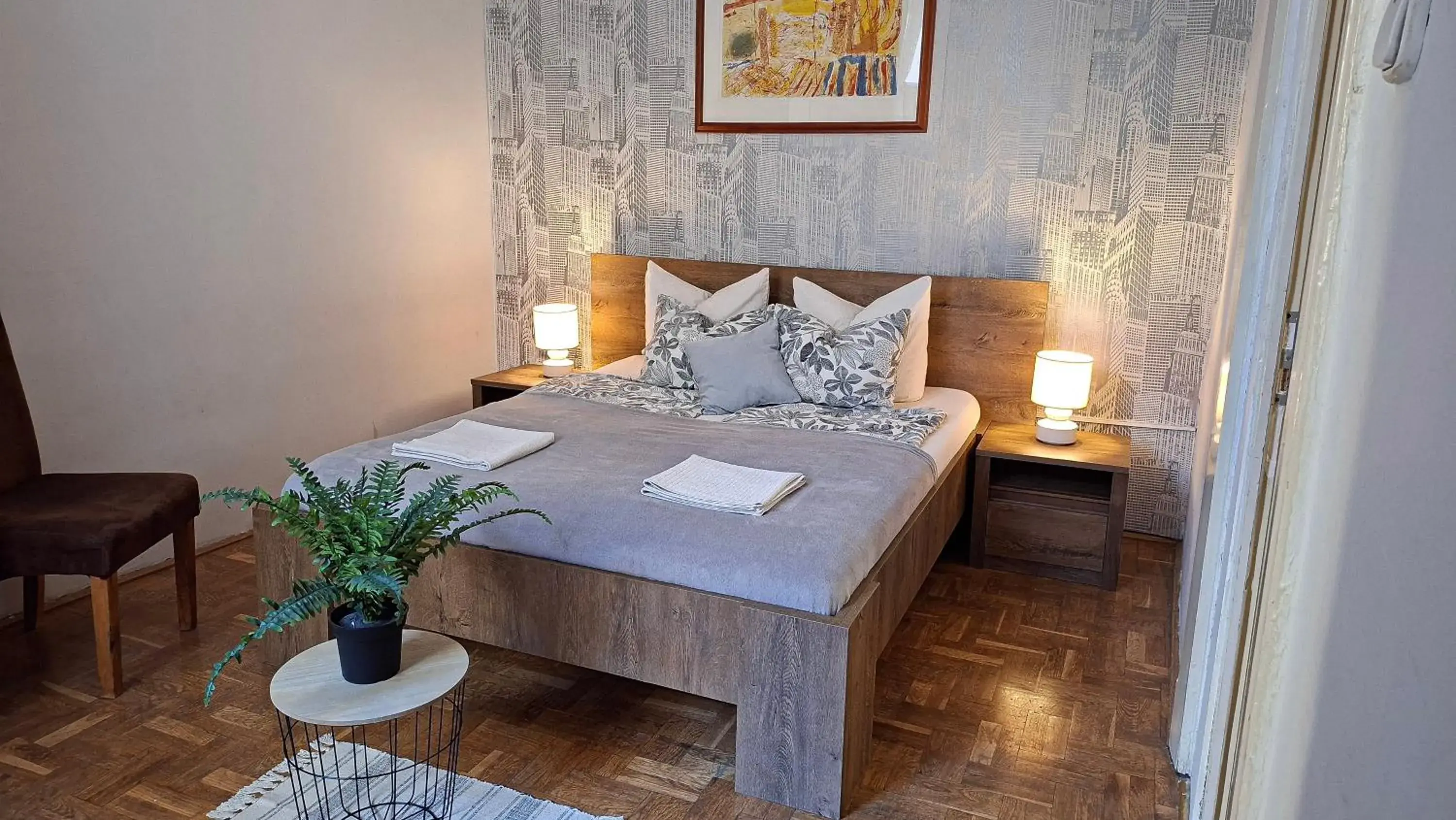 Double Room with Shared Bathroom - single occupancy in Black Sheep Budapest Smart Rooms Double Room with Shared Bathroom - single occupancy in Black Sheep Budapest Smart Rooms