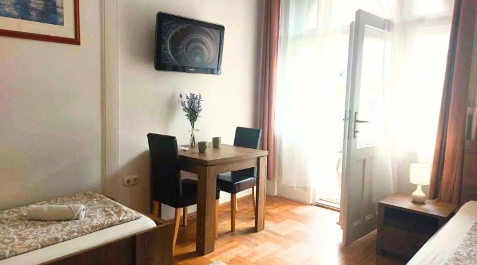 Bed in Black Sheep Budapest Smart Rooms