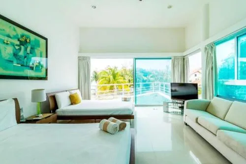 Private Pool Villa, Walk to Beach & 5th Ave