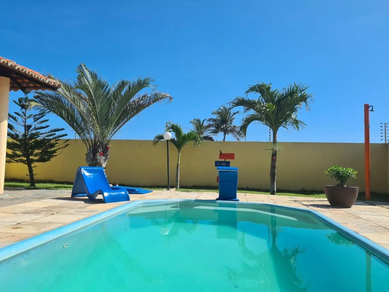 Swimming pool in Pousada Sonho de Mar