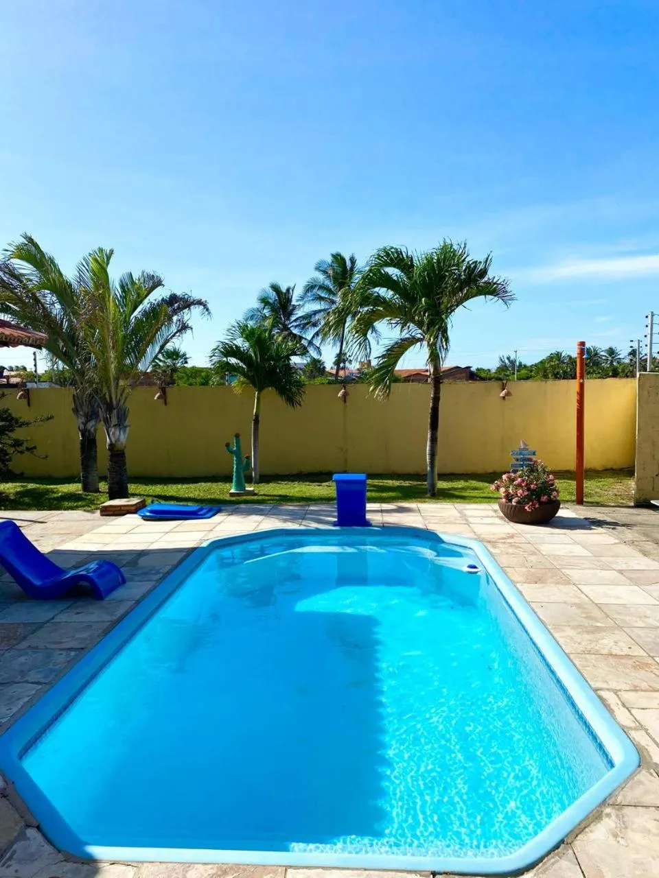Swimming pool in Pousada Sonho de Mar