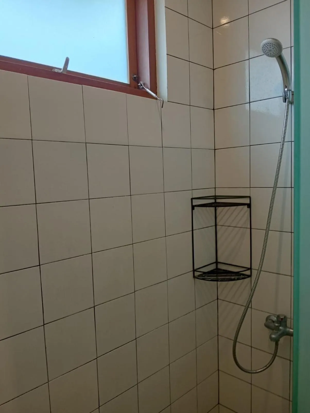 Shower in Liberta Malioboro South