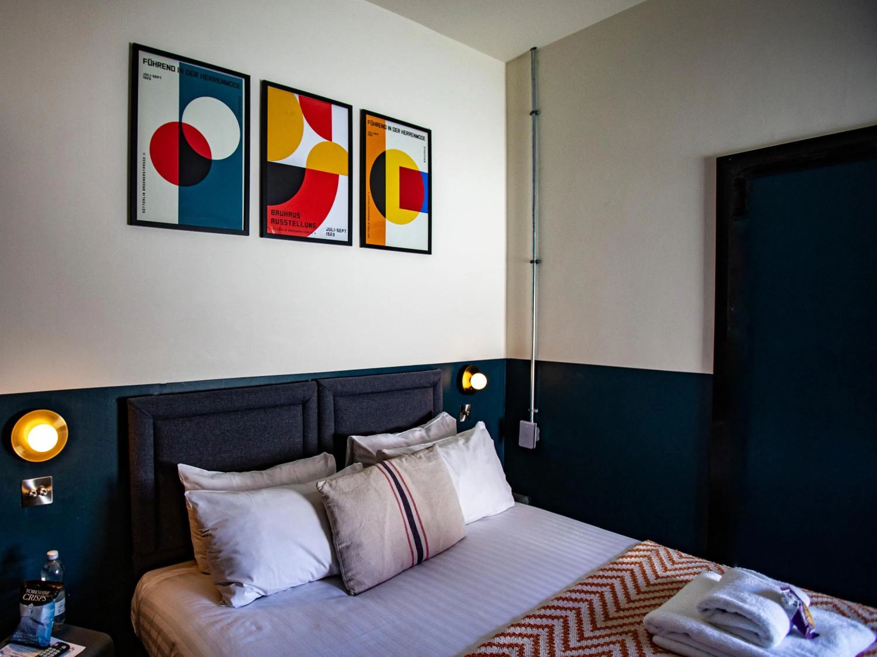 Bedroom, Bed in The Fort York