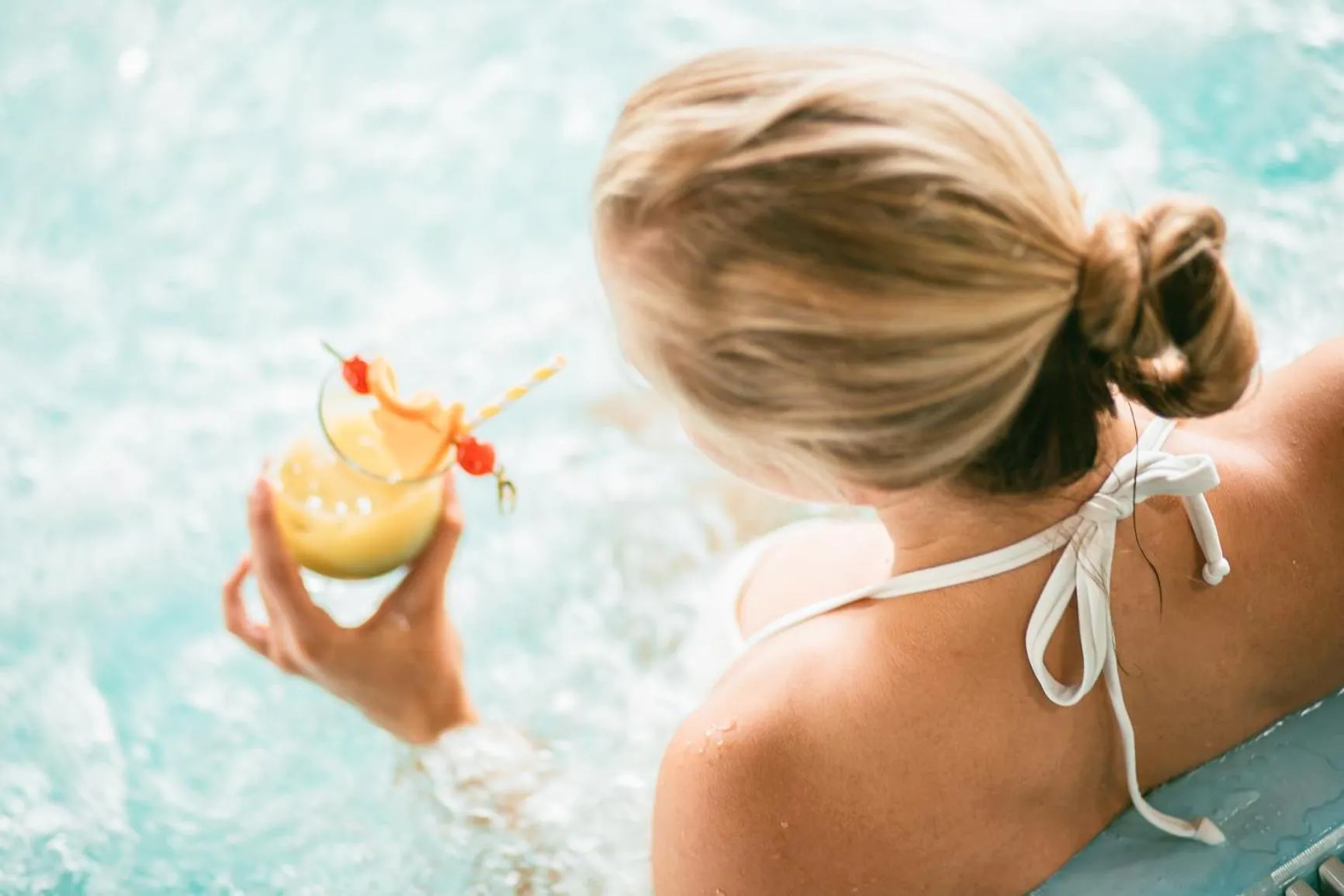 Swimming pool in Yachthotel Chiemsee GmbH