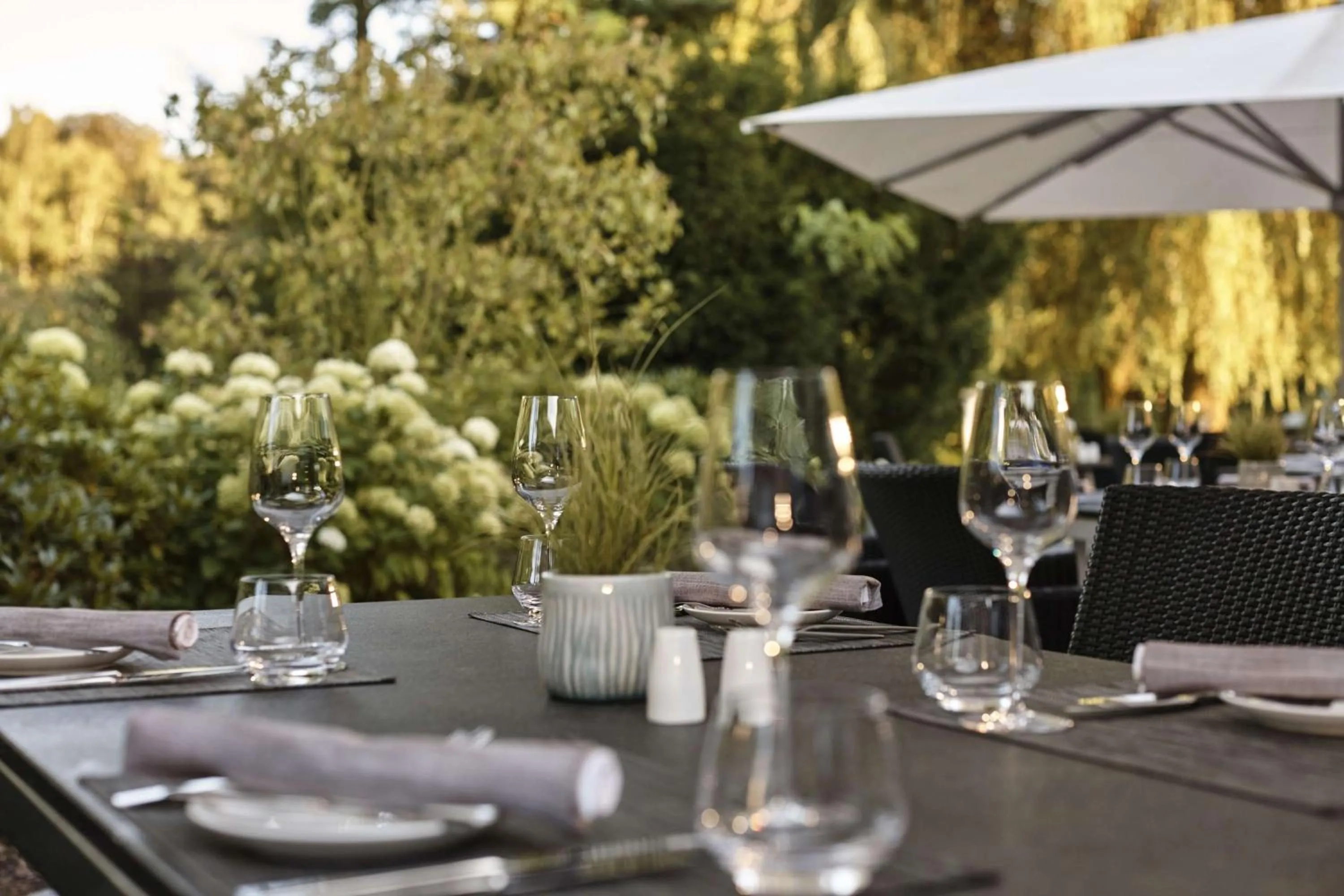 Restaurant/places to eat in Hilton Frankfurt Gravenbruch