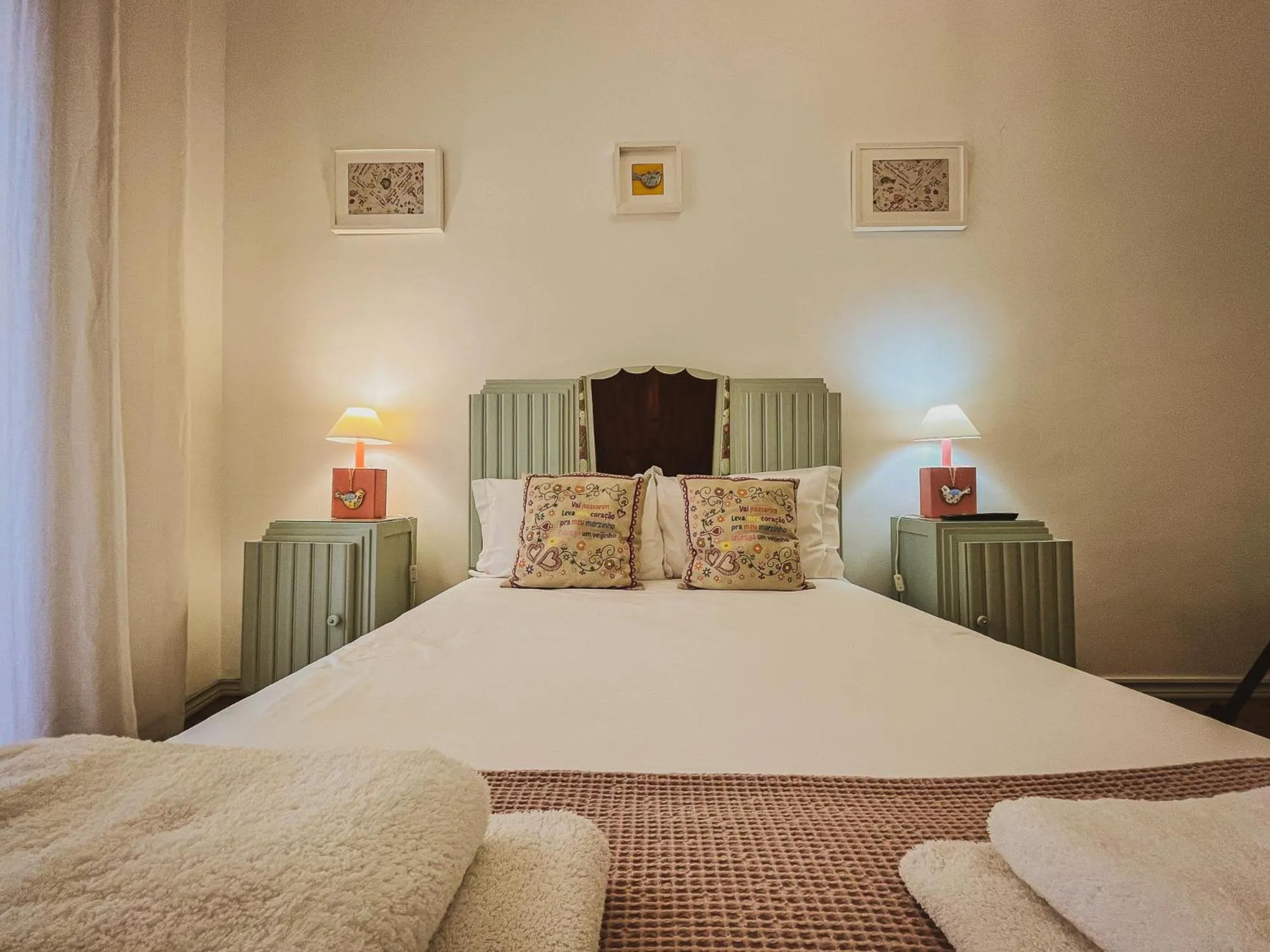 Bed in Very Typical - Alojamento Local